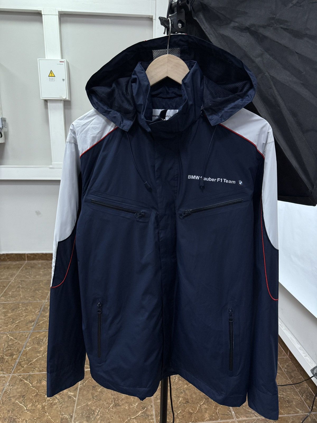 BMW × Formula 1 🇩🇪 Vintage Y2K BMW Sauber F1 Team Jacket Rare Retro Hype Size US L / EU 52-54 / 3 - 1 Thumbnail