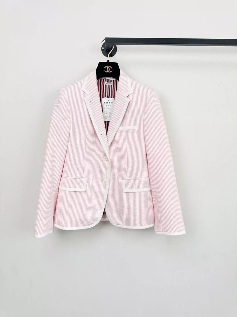 Thom Browne Thom Browne size40 A bow-tied suit jacket Size 40S - 1 Thumbnail