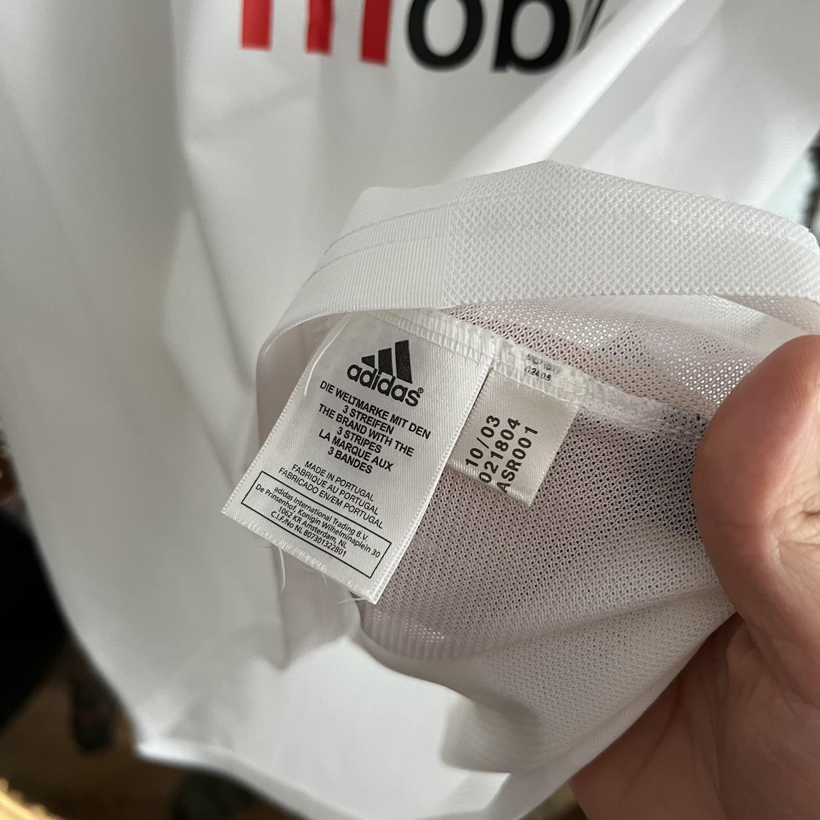 Adidas × Vintage Adidas Real Madrid Vintage #24 Beckham Soccer Jersey 2003 Size US L / EU 52-54 / 3 - 7 Thumbnail