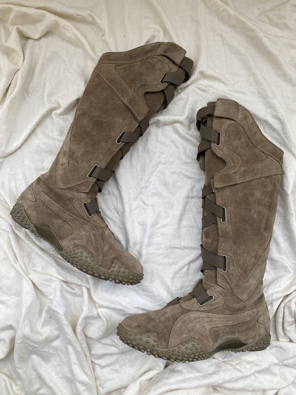 Vintage Puma strap on boots (Mostro alto)