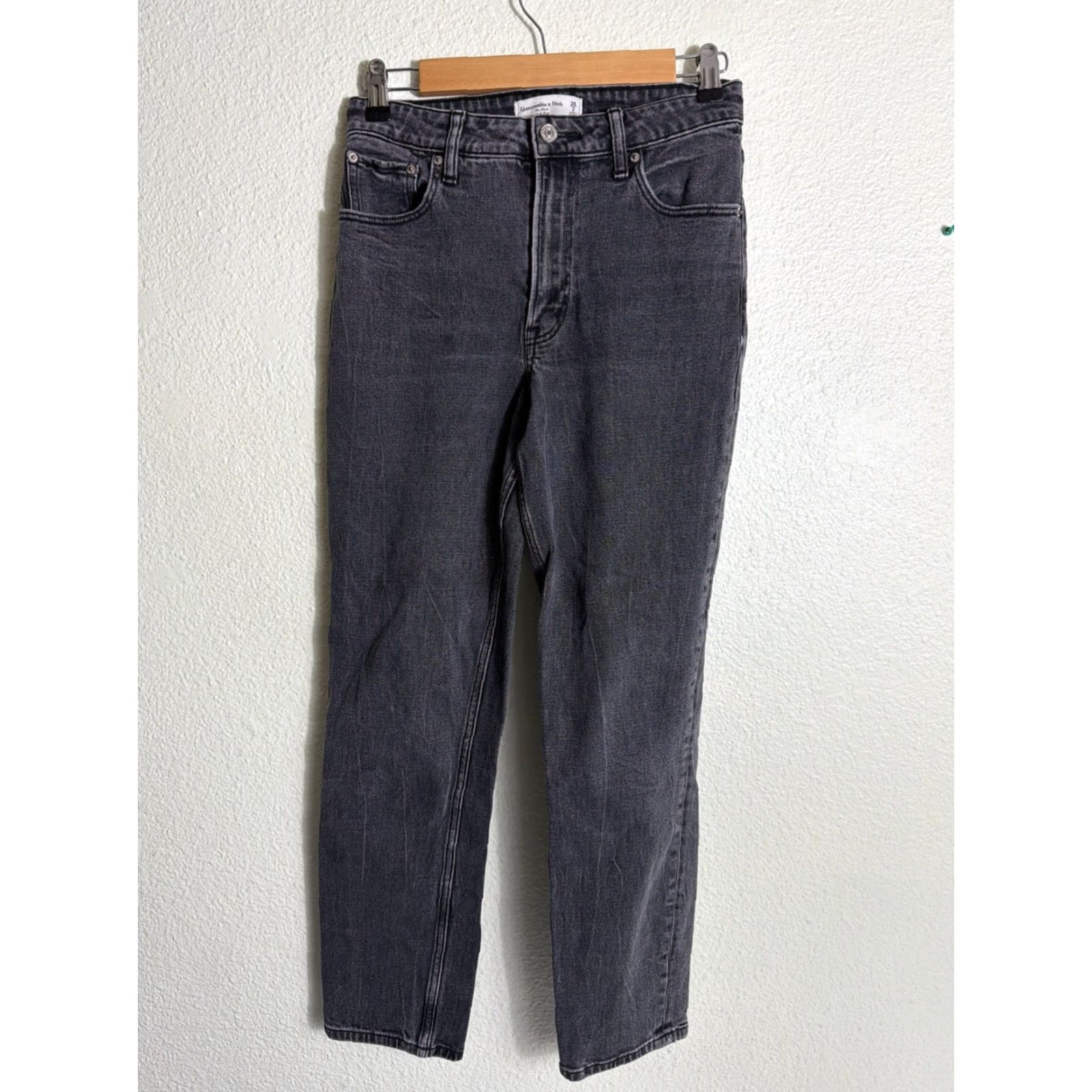 Abercrombie & Fitch Abercrombie & Fitch Jeans Mom High Rise Black 26X27 Womens Size 2 Size 42" / US 20 - 2 Thumbnail