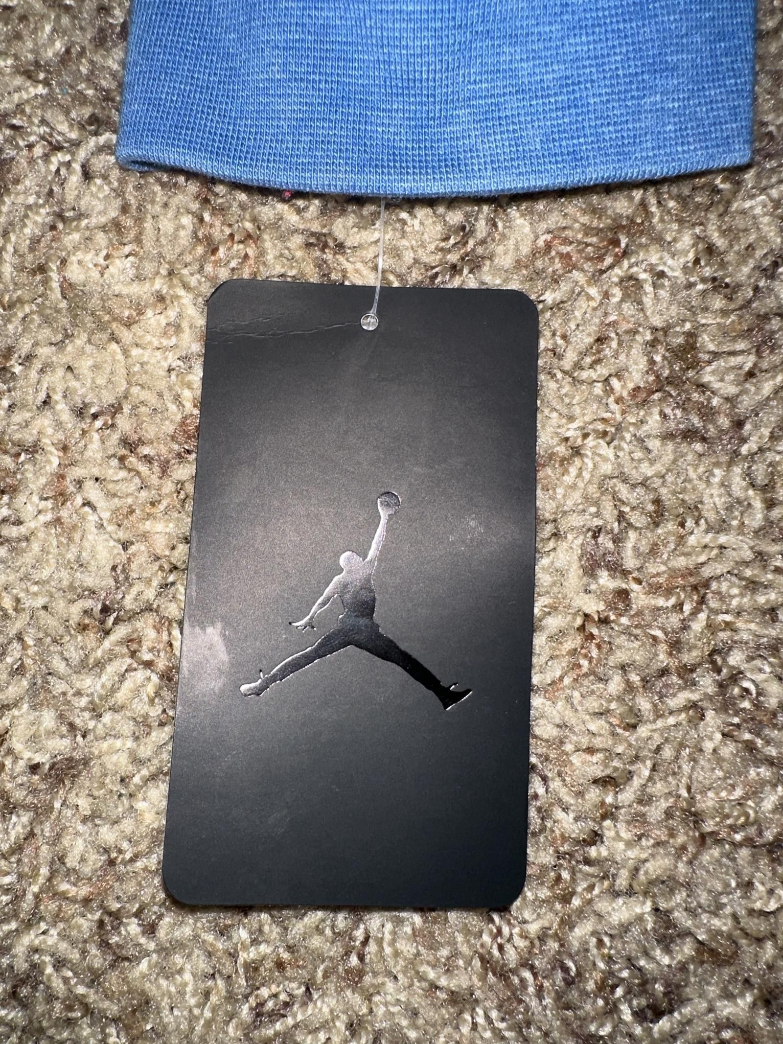 Jordan Brand Nike Jordan Big Kids (Boy’s) Elevated Classics Blue Crew Size US XL / EU 56 / 4 - 11 Thumbnail