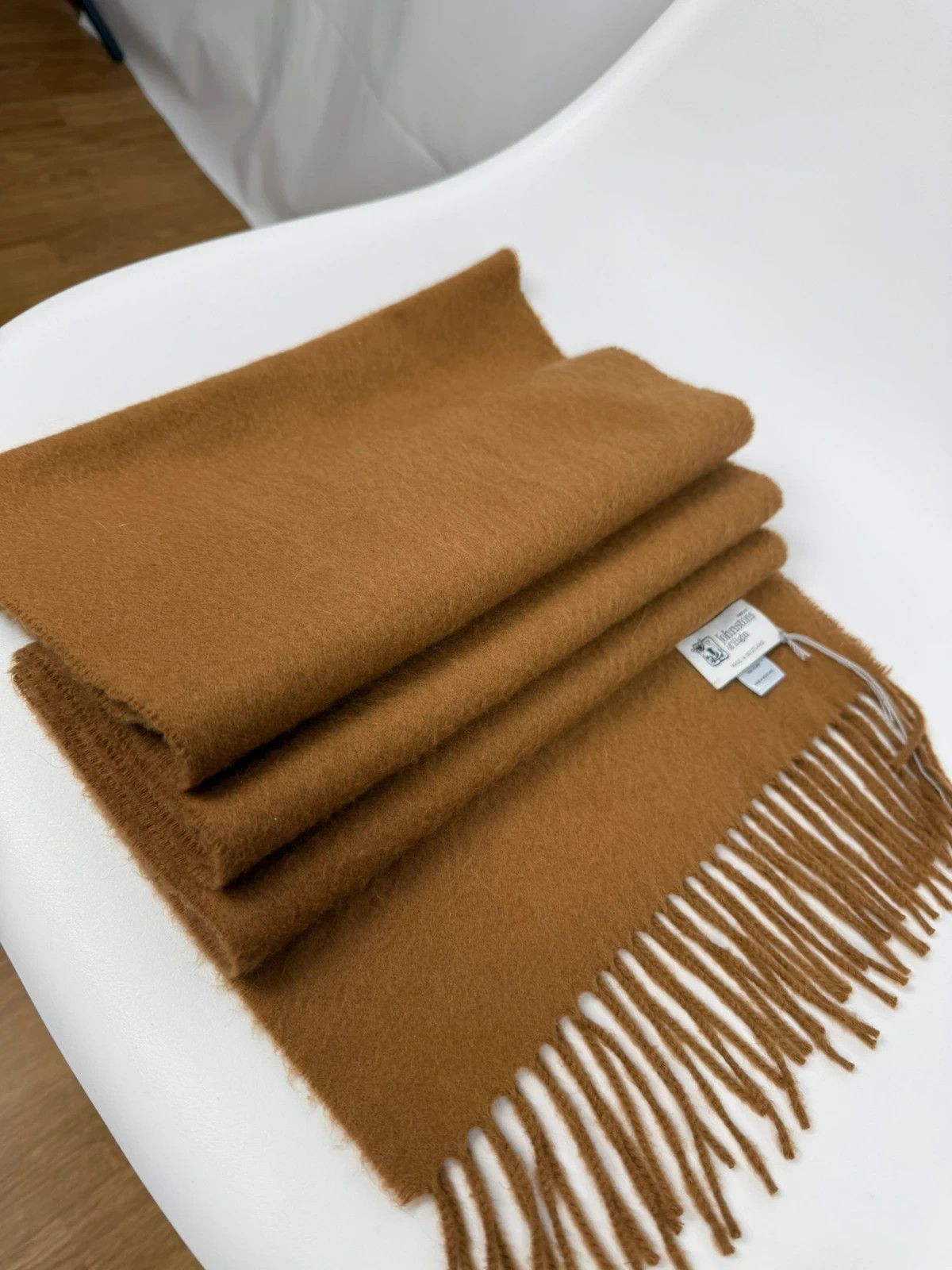 Johnstons Of Elgin Johnstons Of Elgin 100% Vicuna Scarf Made In Scotland Size ONE SIZE - 3 Thumbnail