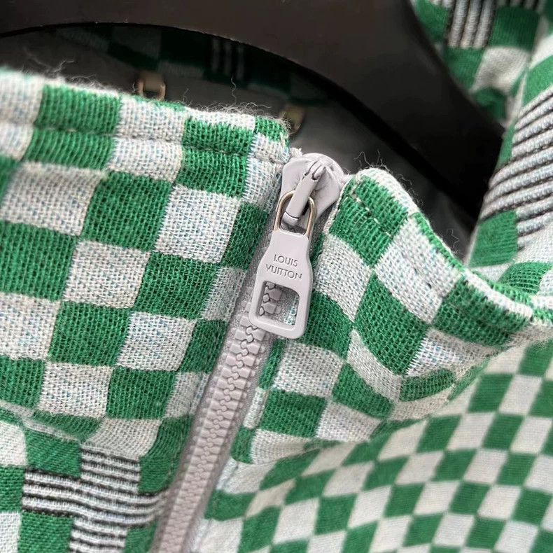 Louis Vuitton Louis Vuitton Green checkerboard logo jacket 2502-Nextarro Size US M / EU 48-50 / 2 - 3 Thumbnail