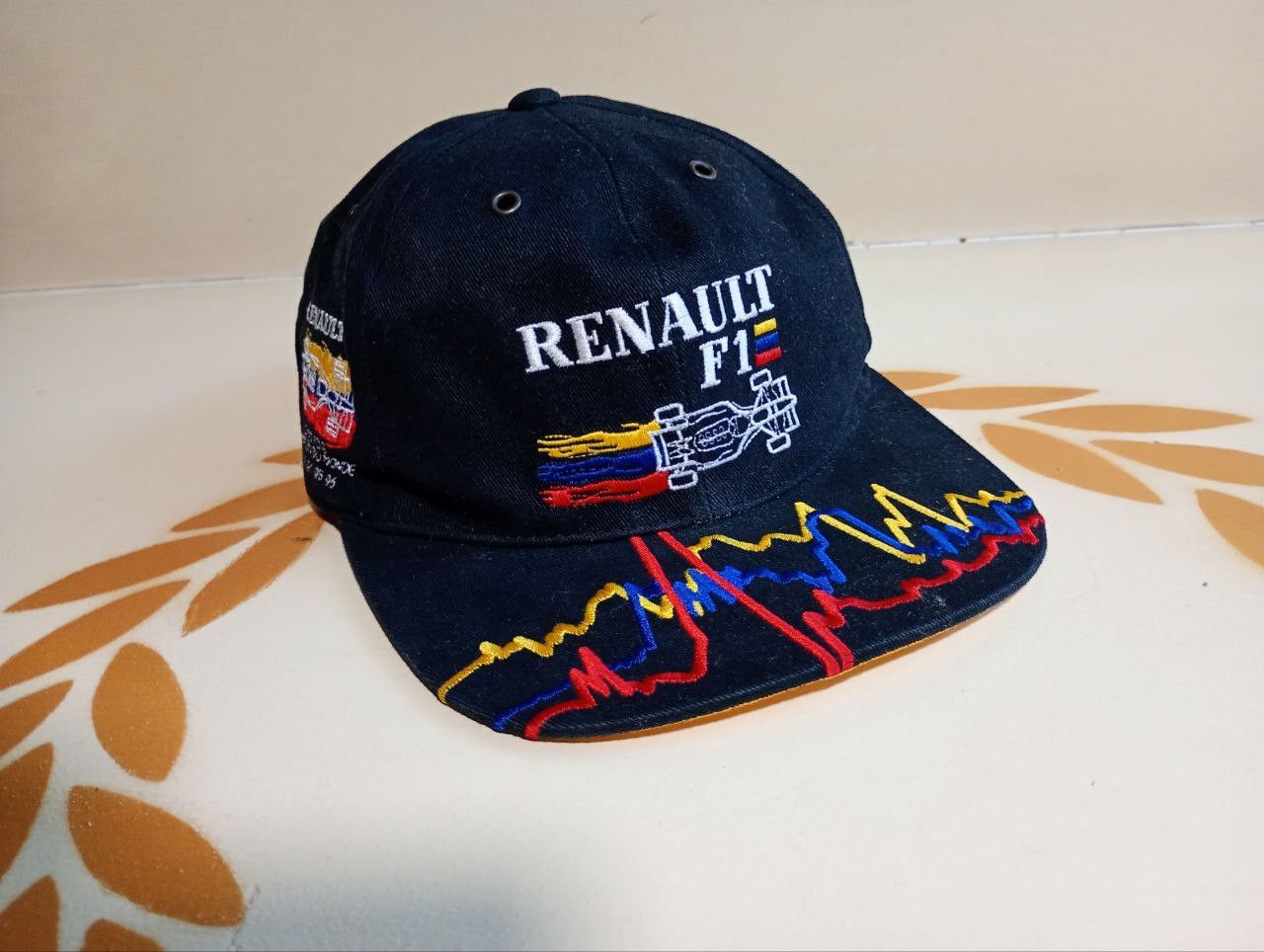 Formula 1 Renault F1 Blue Thunder Cap Vintage 90's Size ONE SIZE - 1 Thumbnail