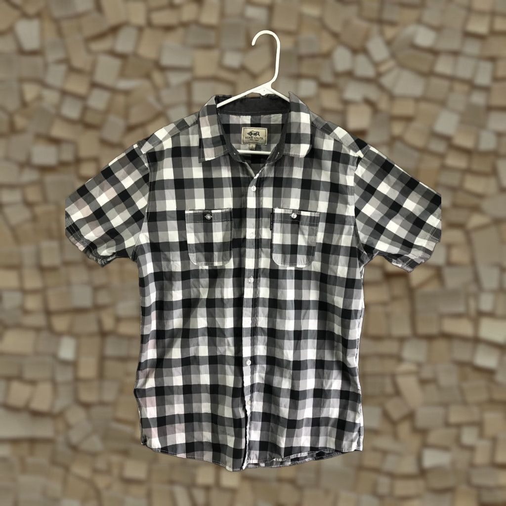Ecko Unltd. Ecko UNLTD Shirt Mens Size L Gray Short Sleeve Button-Up Spread Collar Classic Modern Button-Up Shirt Size US L / EU 52-54 / 3 - 1 Thumbnail