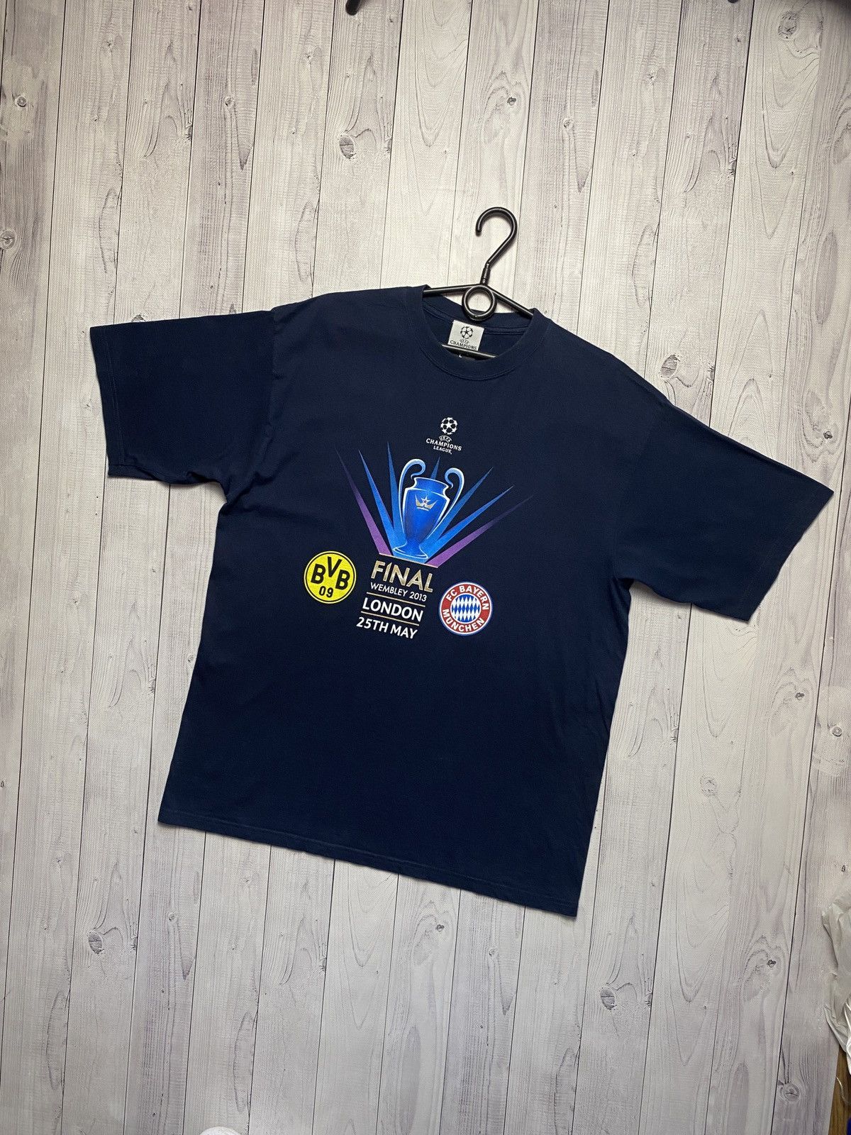 UEFA Vintage UEFA Champions League final 2013 BVB Bayern Size US L / EU 52-54 / 3 - 2 Thumbnail