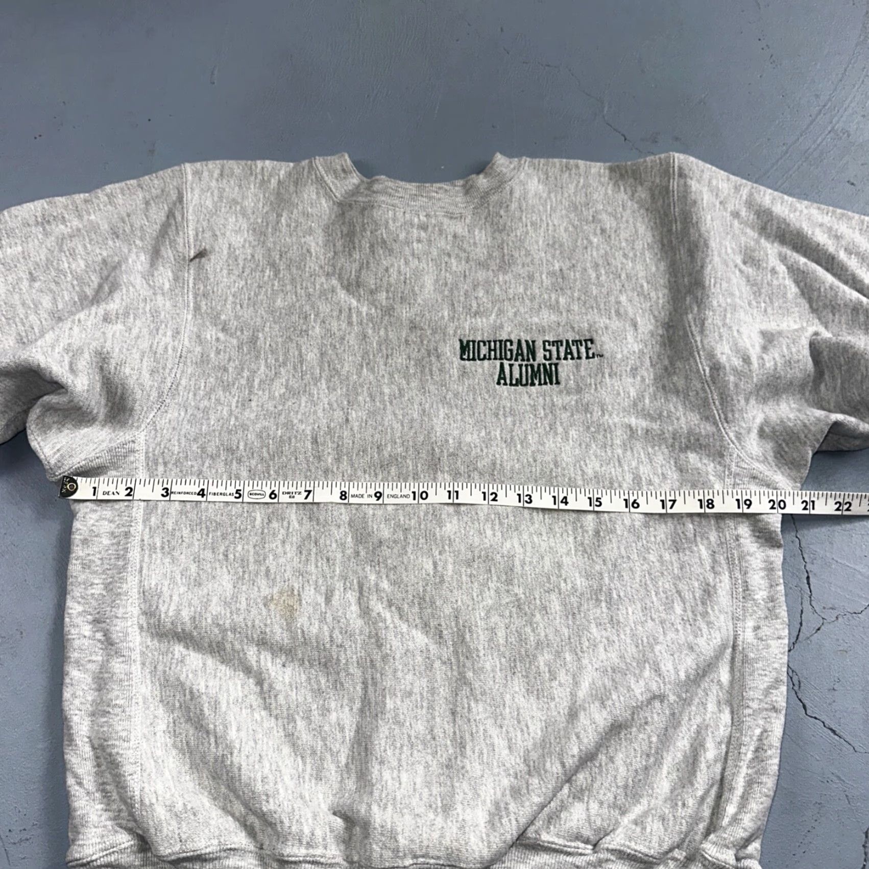 Champion VINTAGE Champion Michigan Alumni Sweatshirt Mens Medium Gray 90s Crewneck Pullover Size US M / EU 48-50 / 2 - 6 Thumbnail