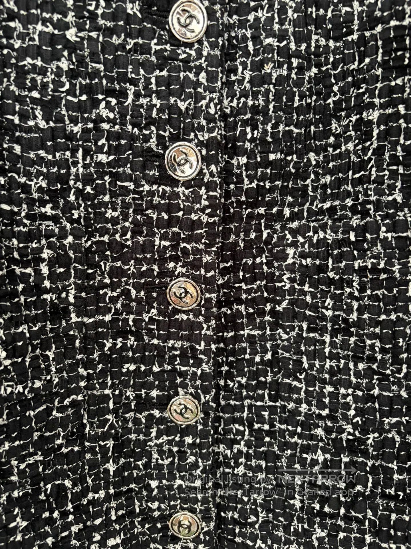 Chanel Chanel Black White Tweed Round Neck Jacket. Size US XS / EU 42 / 0 - 4 Thumbnail