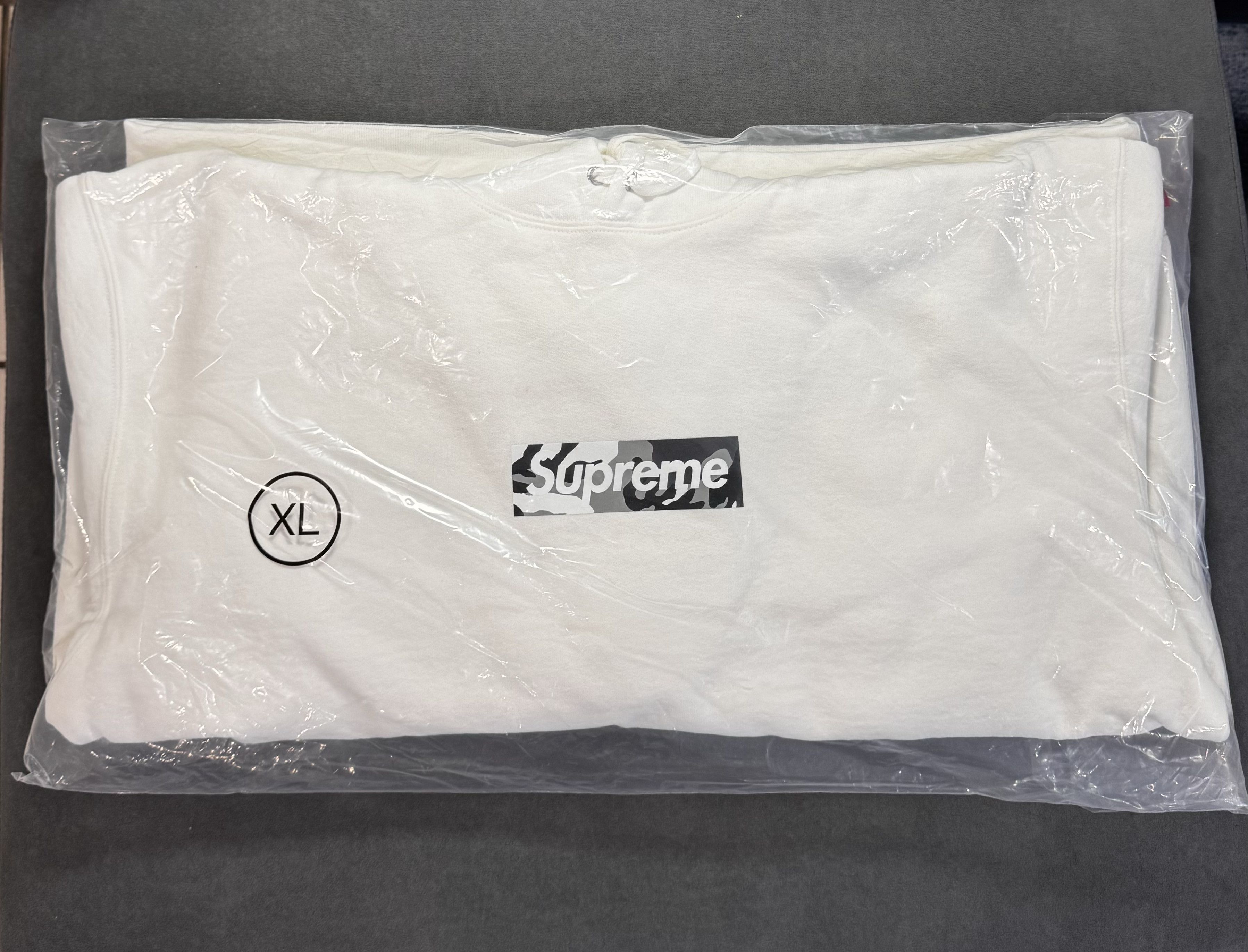 Supreme Miami Exclusive Box Logo Hoodie Sweatshirt