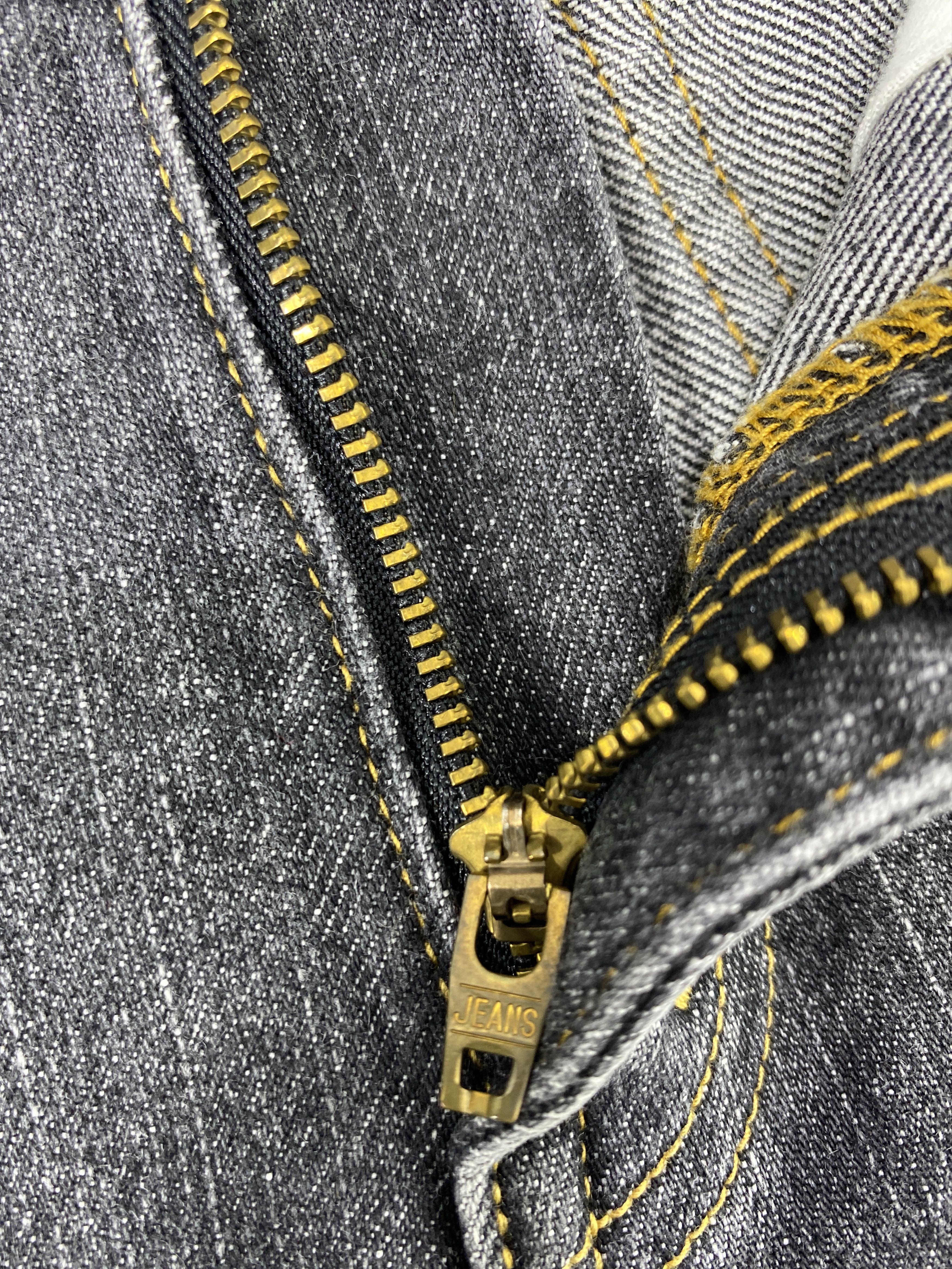 Japanese Brand Georgia Love Grey Wash Flare Jeans - J1003 Size 26" / US 2 / IT 38 - 9 Thumbnail