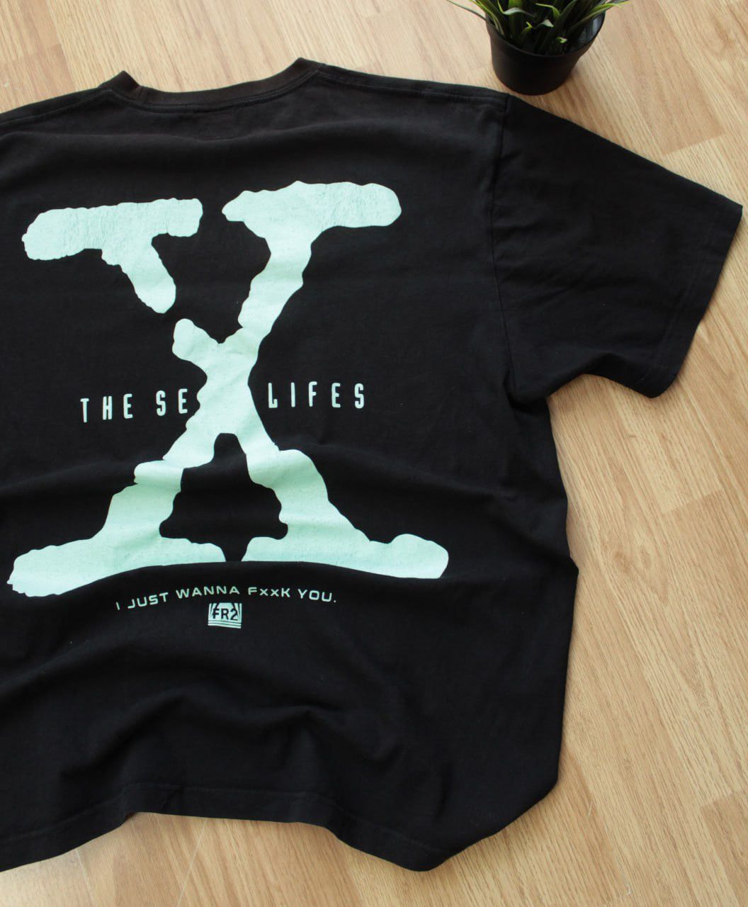 FR2 🔥 RARE X Files Sex Lifes FR2 Faded Washed T Shirt Humor Y2K Size US L / EU 52-54 / 3 - 1 Thumbnail
