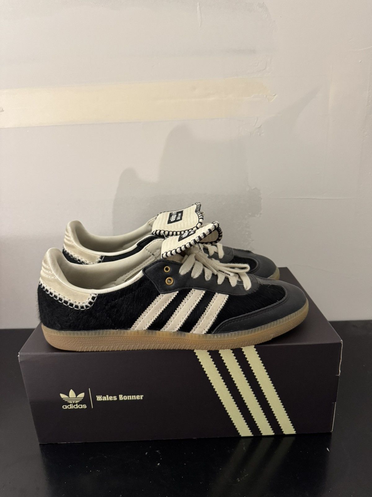 adidas gazelle silver green womens adidas Originals adidas Samba XLG Platform Samba Leather Sneakers IE39