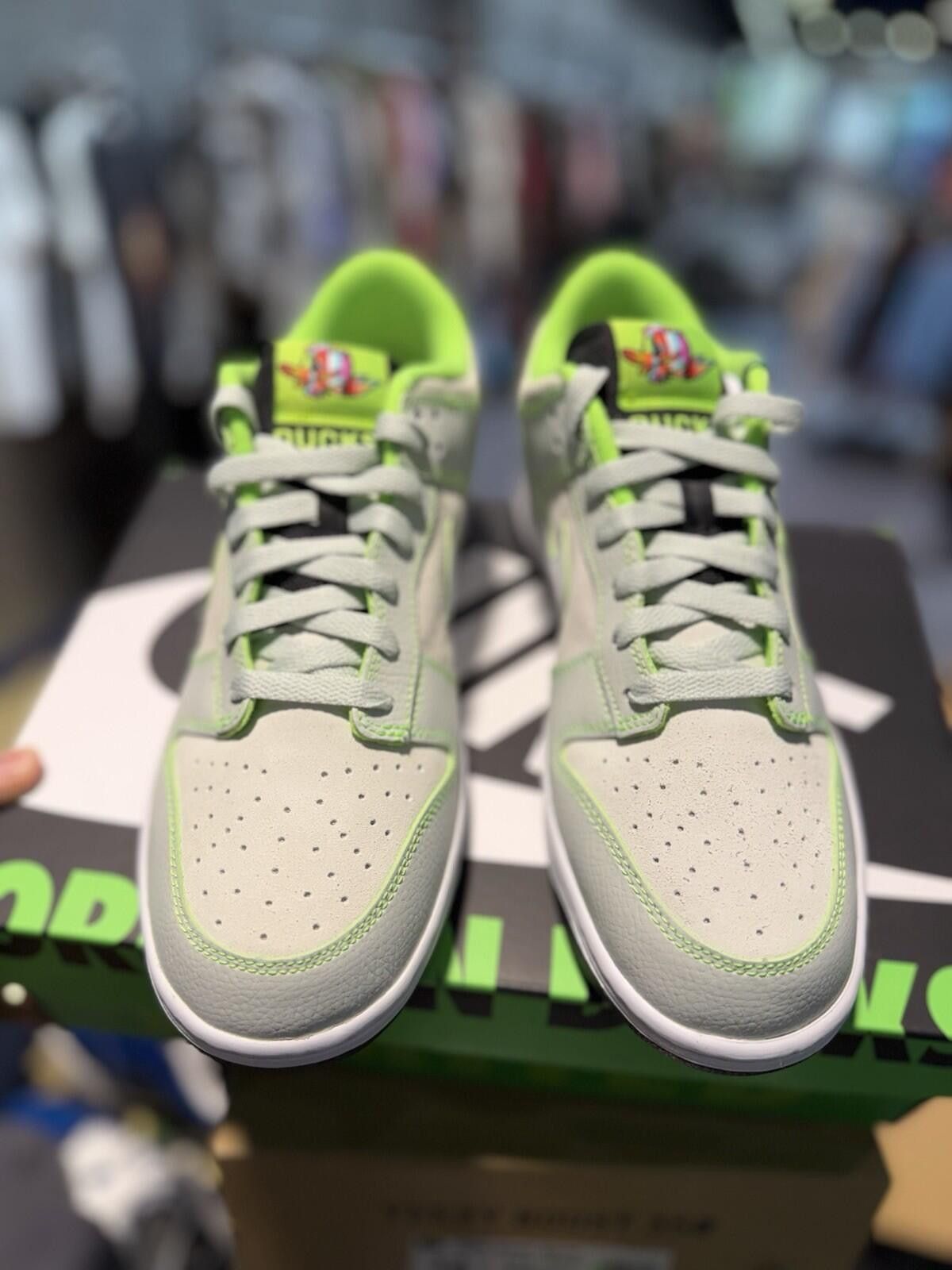 Nike Nike Dunk Low 'University of Oregon' Men's Size 9 Size US 9 / EU 42 - 10 Thumbnail