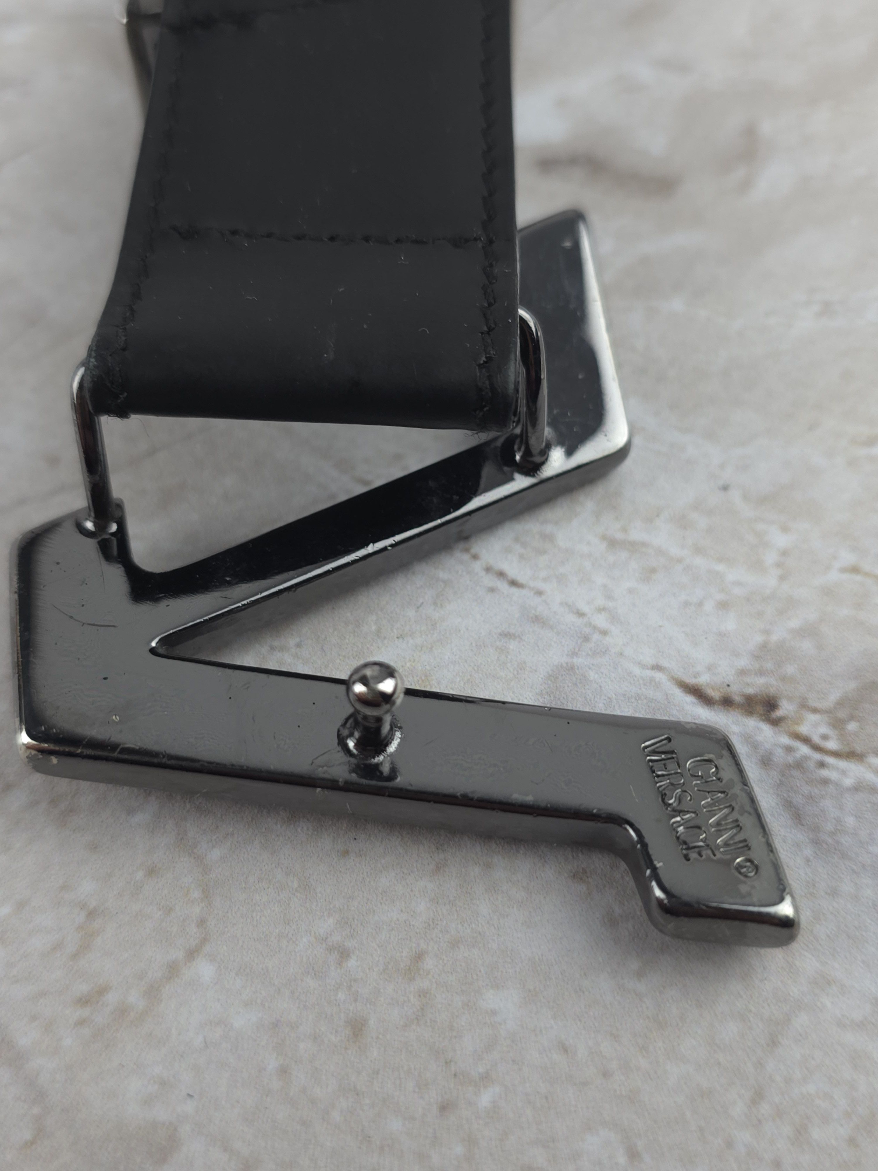 Versace Vintage Gianni Versace "V" Logo Belt Archival 90s VS2 Line Size 36 - 8 Thumbnail