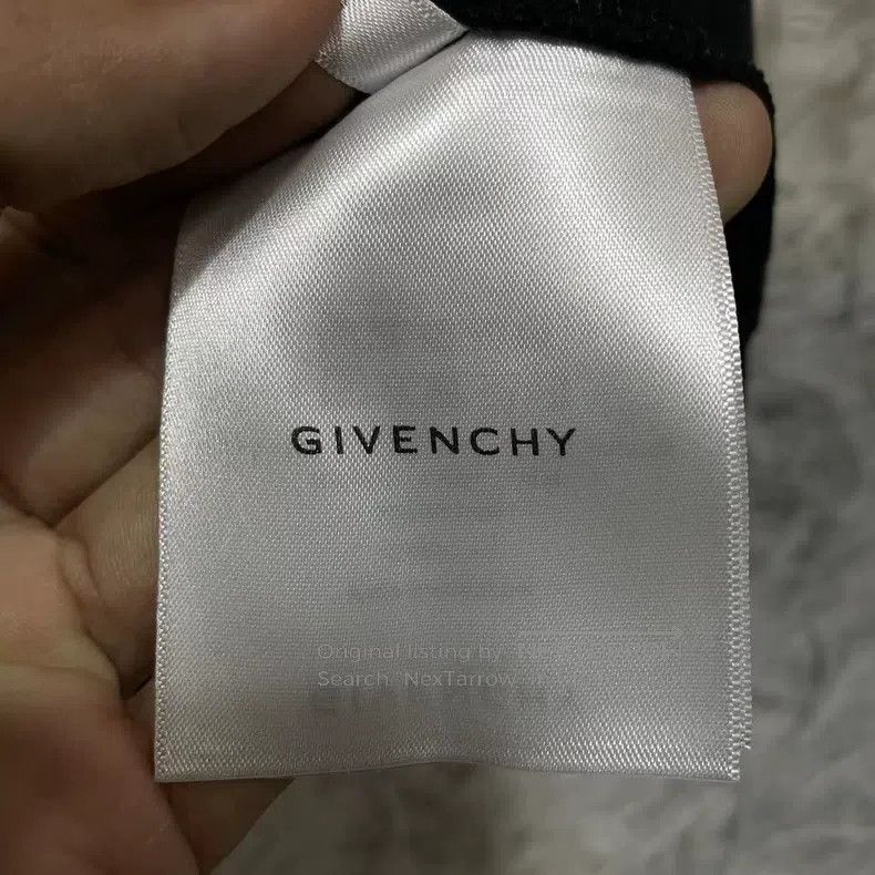 Givenchy Givenchy Letter Embroidery Logo Short-sleeve T-shirt, Blac Size US M / EU 48-50 / 2 - 6 Thumbnail
