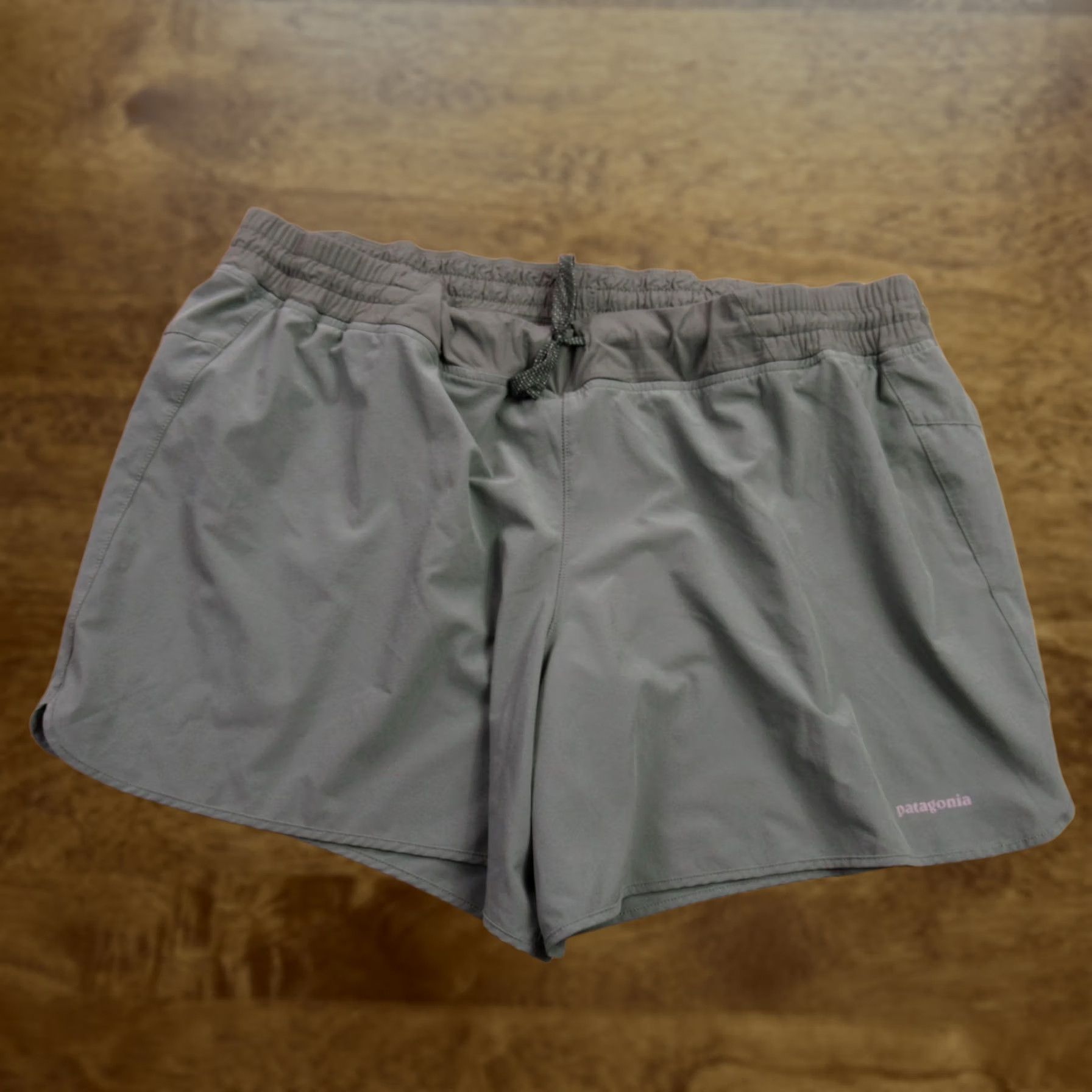 Patagonia Patagonia Shorts Mens 2XL Outdoor Activewear Lightweight Green Size US 36 / EU 52 - 1 Thumbnail