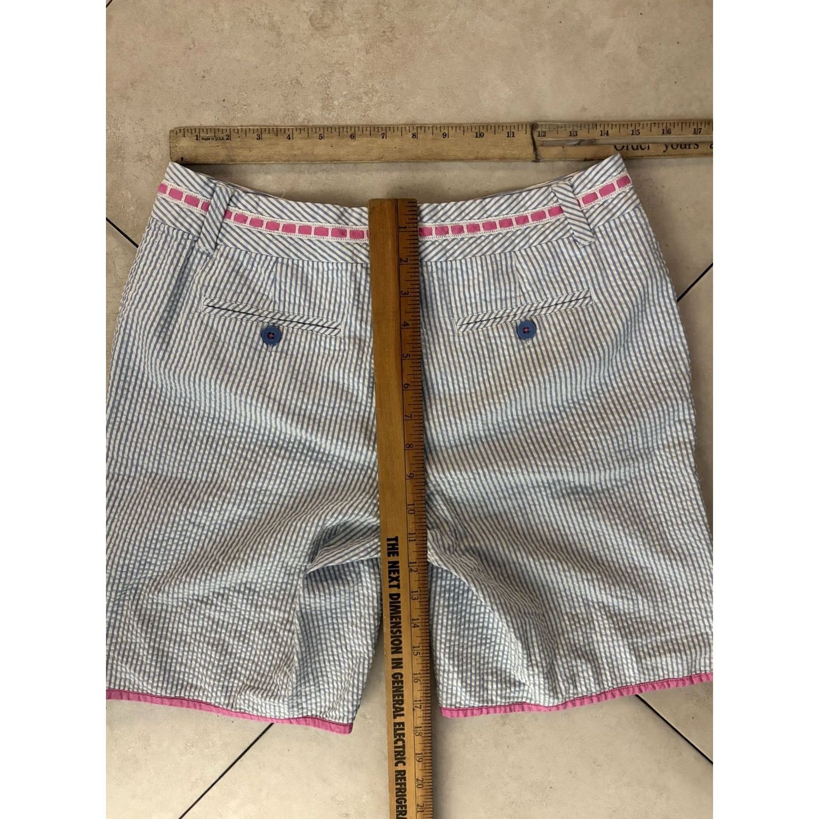 Lilly Pulitzer Lilly Pulitzer Shorts Womens 6 Bermuda Seersucker Blue White Striped Pink Trim Casual Size 28" / US 6 / IT 42 - 6 Thumbnail