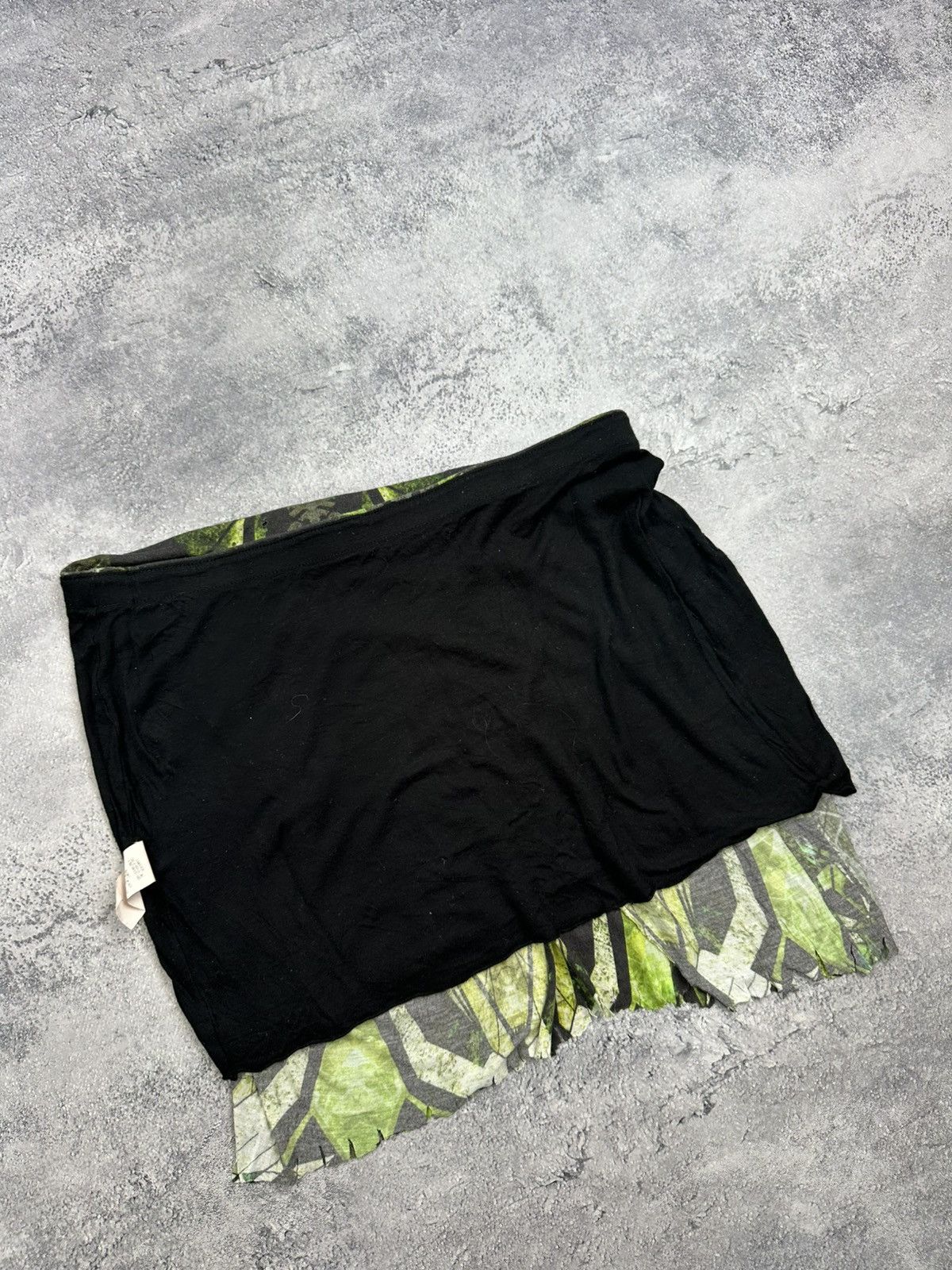 Helmut Lang Vintage Helmut Lang Rare Avant Garde Mini Skirt Prinred USA Size 32" / US 10 / IT 46 - 9 Thumbnail