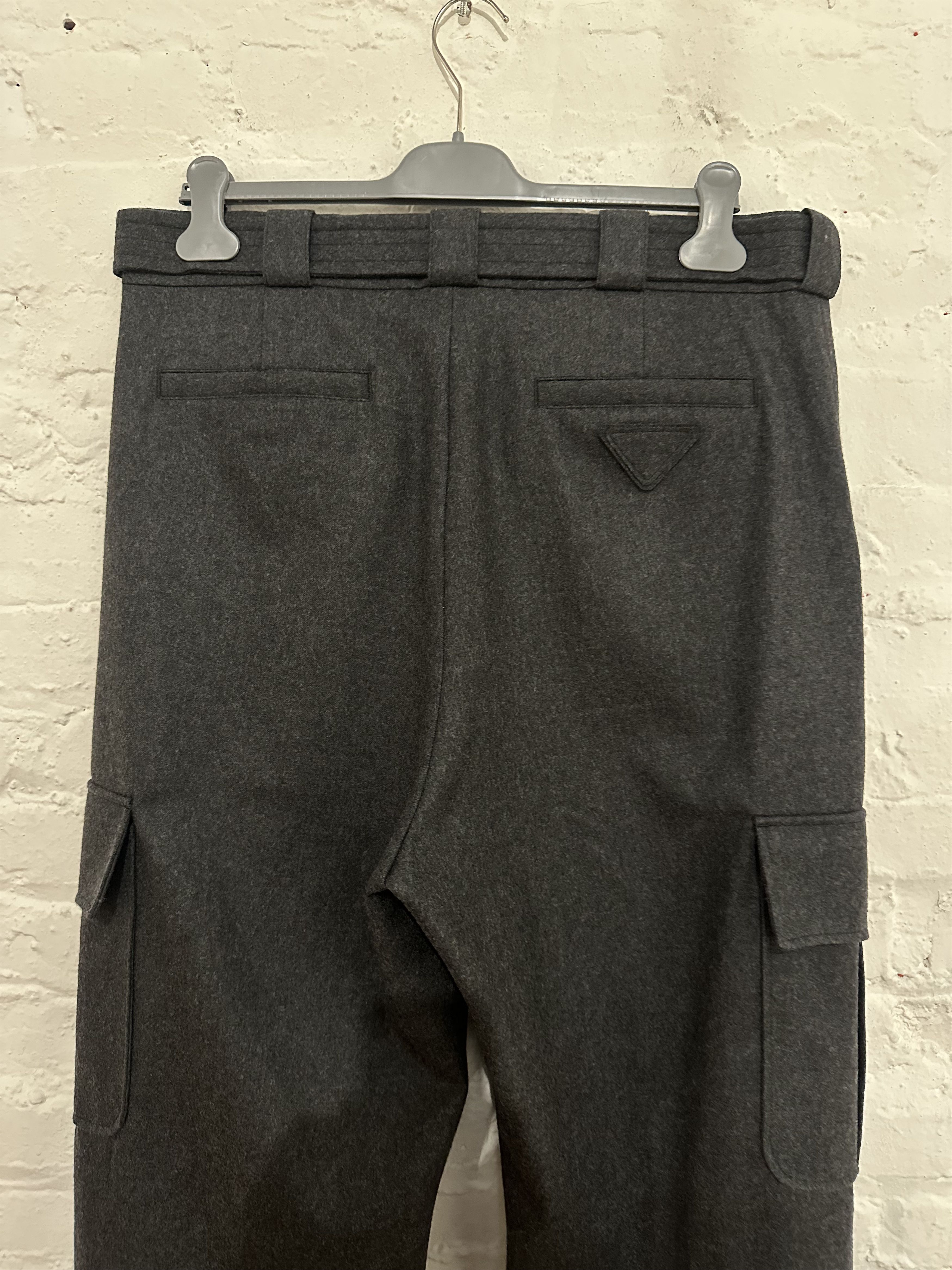 Prada Prada Wool pants with cargo pockets Size US 32 / EU 48 - 4 Thumbnail
