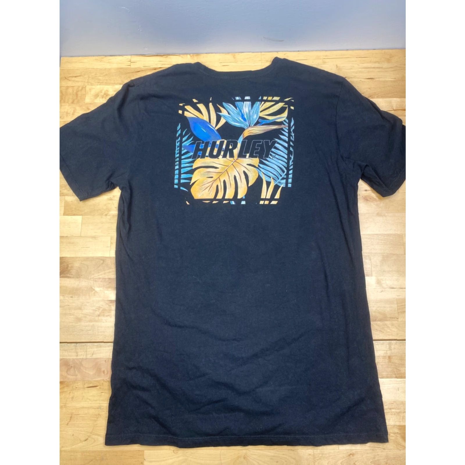 Hurley Hurley Graphic T Shirt Black M Floral Beach Surf Logo Casual Mens Shirt Size US M / EU 48-50 / 2 - 7 Thumbnail