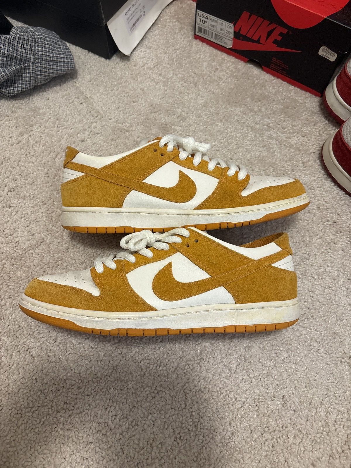 Nike Nike SB Dunk Circuit Orange Size US 10.5 / EU 43-44 - 1 Thumbnail