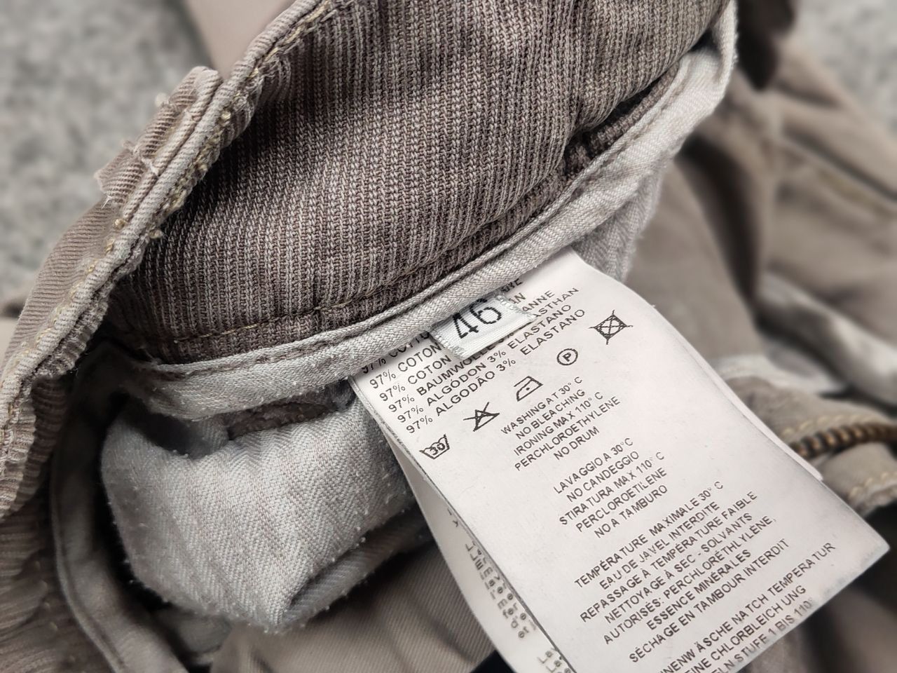 Aeronautica Militare Aeronautica Militare Vintage logo Cargo Zip Beige Pants Size US 30 / EU 46 - 19 Thumbnail