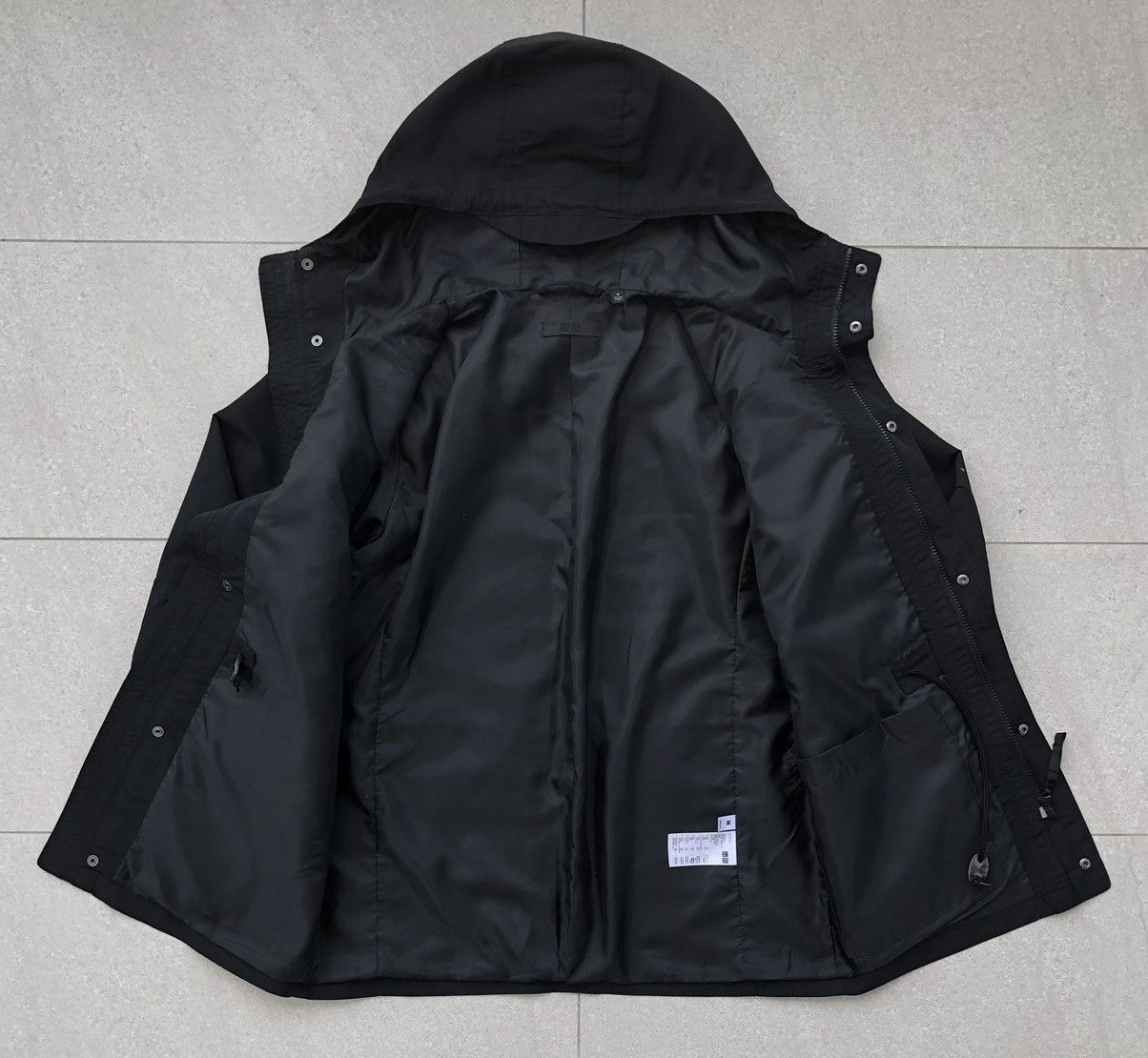 Uniqlo Uniqlo Men’s Black Field Nylon Jacket Size US M / EU 48-50 / 2 - 8 Thumbnail