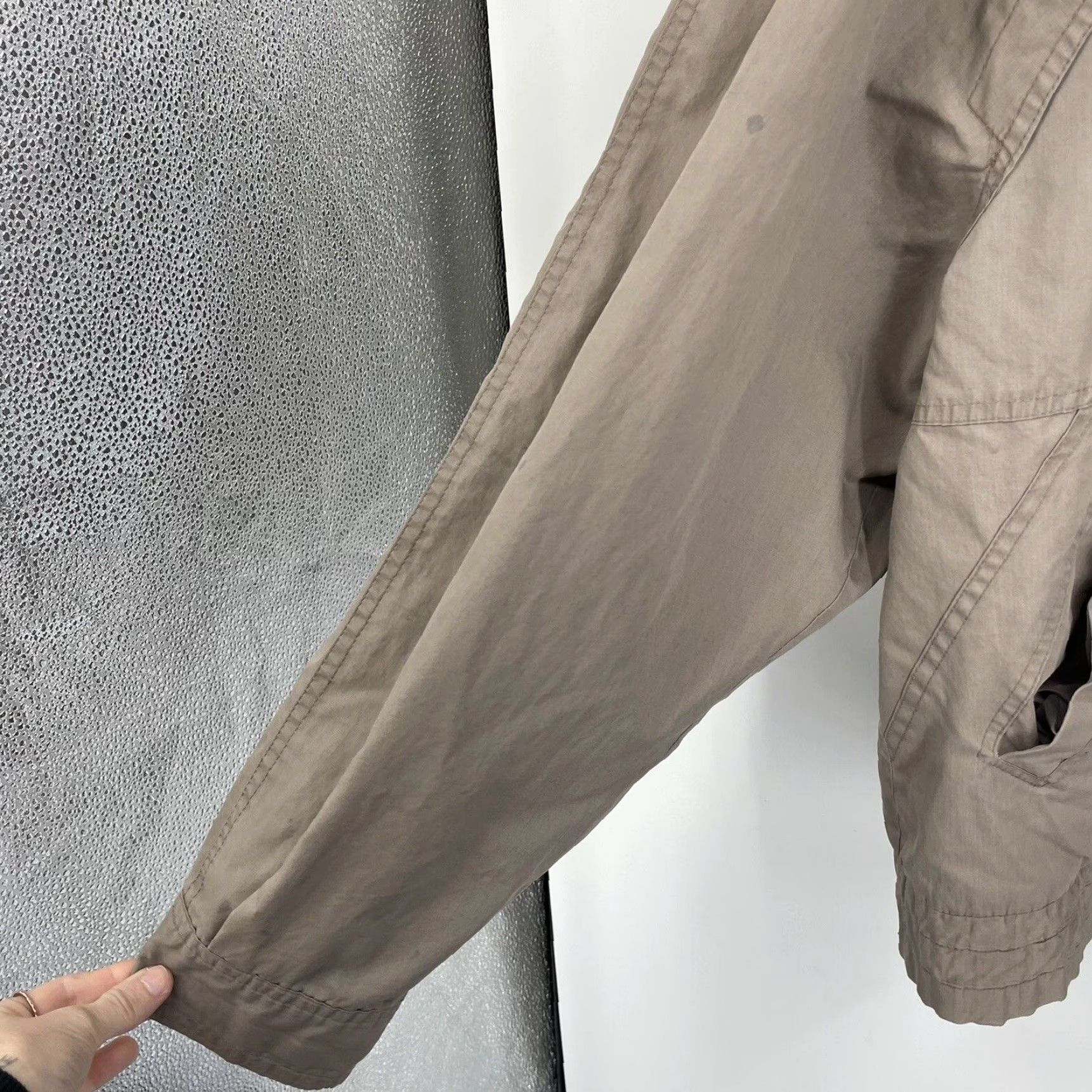 Members Only VINTAGE Members Only Jacket Men XL Beige Zip Up 90s Bomber Coat with Shoulder Pads Mens XL Beige 80s READ Size US XL / EU 56 / 4 - 2 Thumbnail