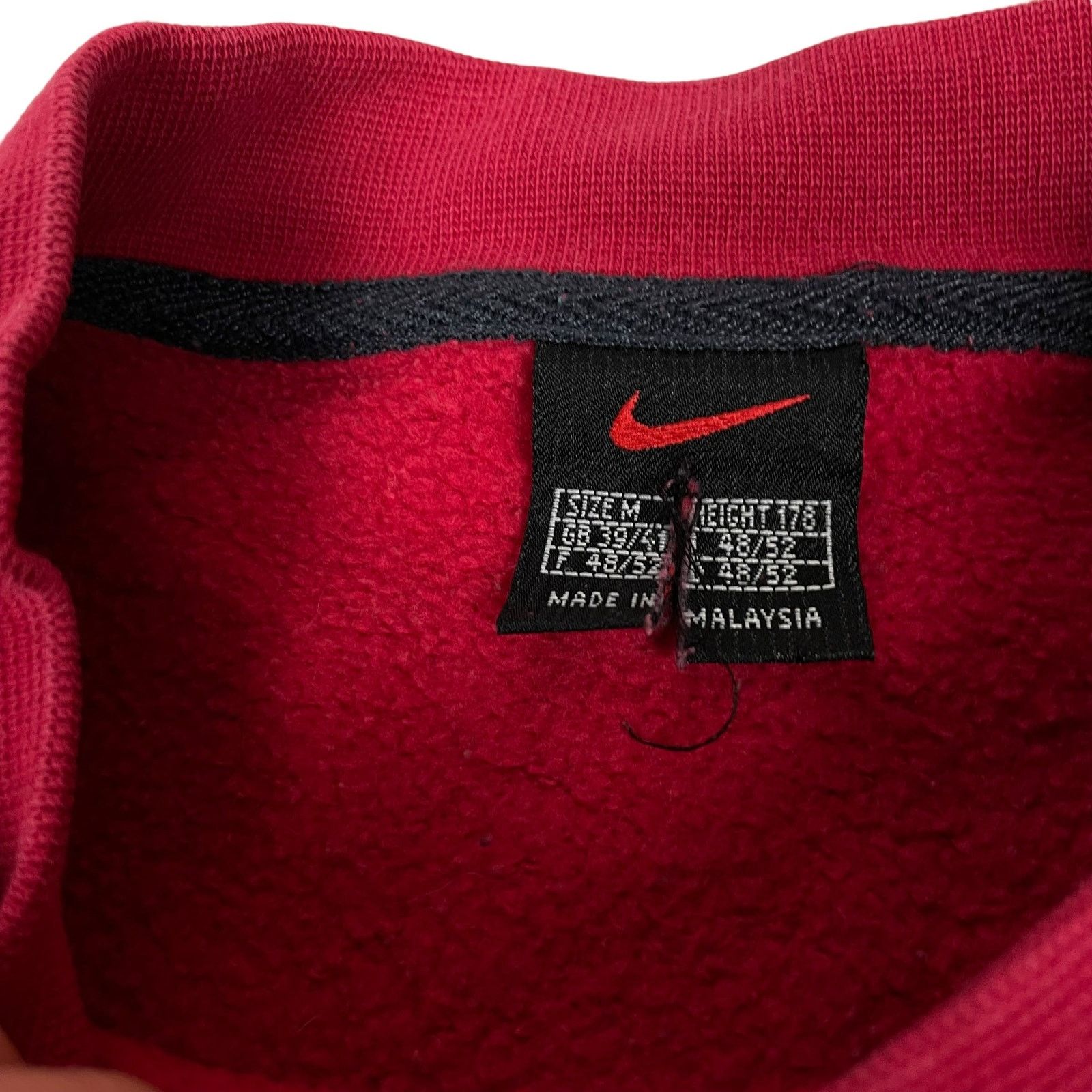 Nike × Vintage Vintage Nike Men Red Spellout Fleece Lined Sweatshirt Medium Size US M / EU 48-50 / 2 - 10 Thumbnail