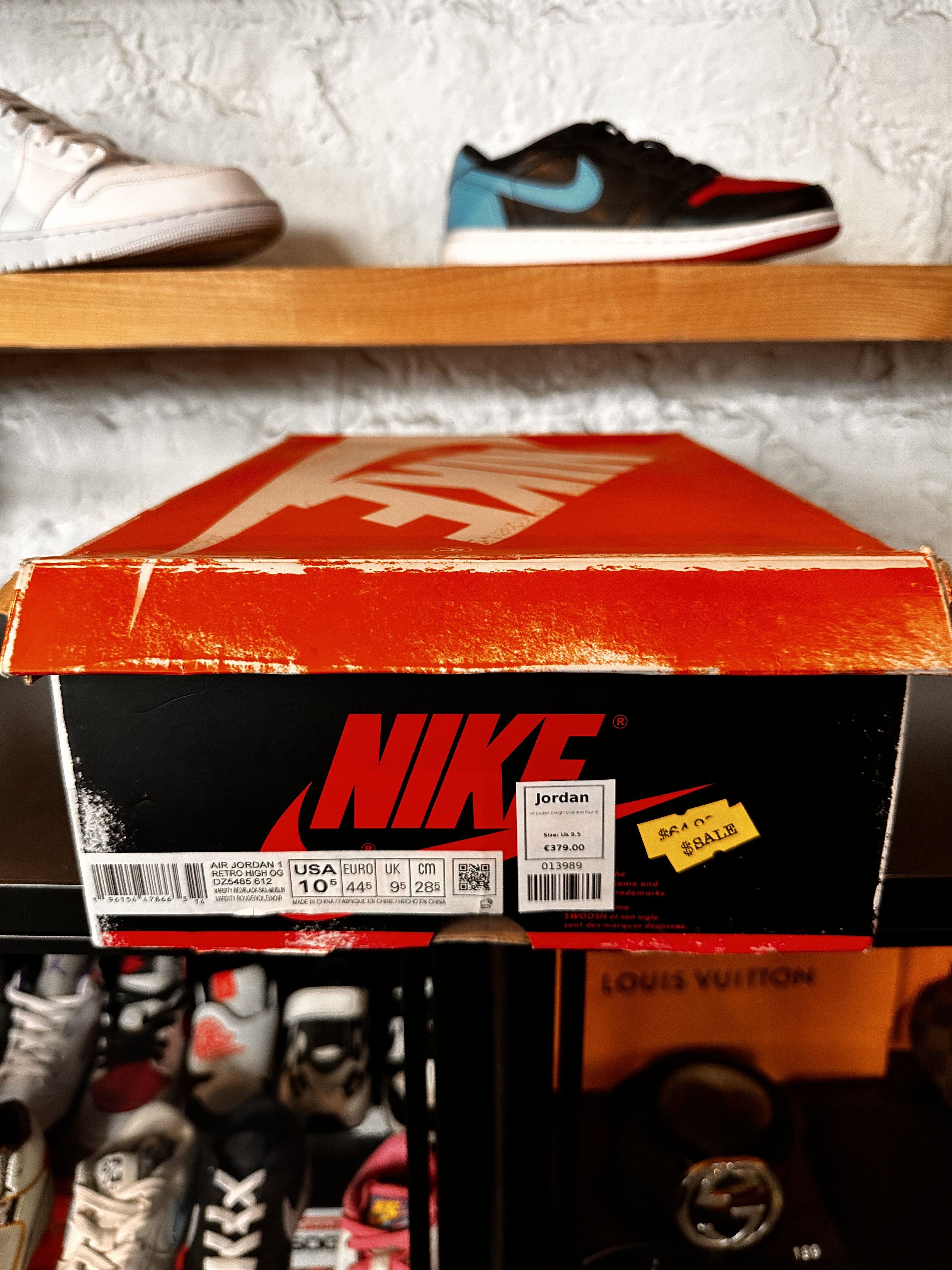 Nike Air Jordan 1 High Lost and Found Size US 10.5 / EU 43-44 - 8 Thumbnail