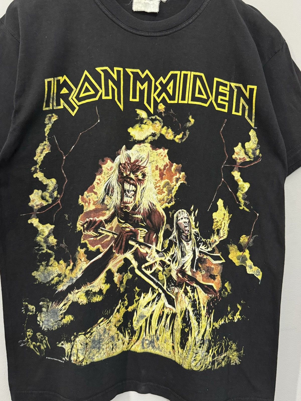 Band Tees × Iron Maiden × Vintage Vintage Iron Maiden 1985 T-shirt Size US M / EU 48-50 / 2 - 2 Thumbnail
