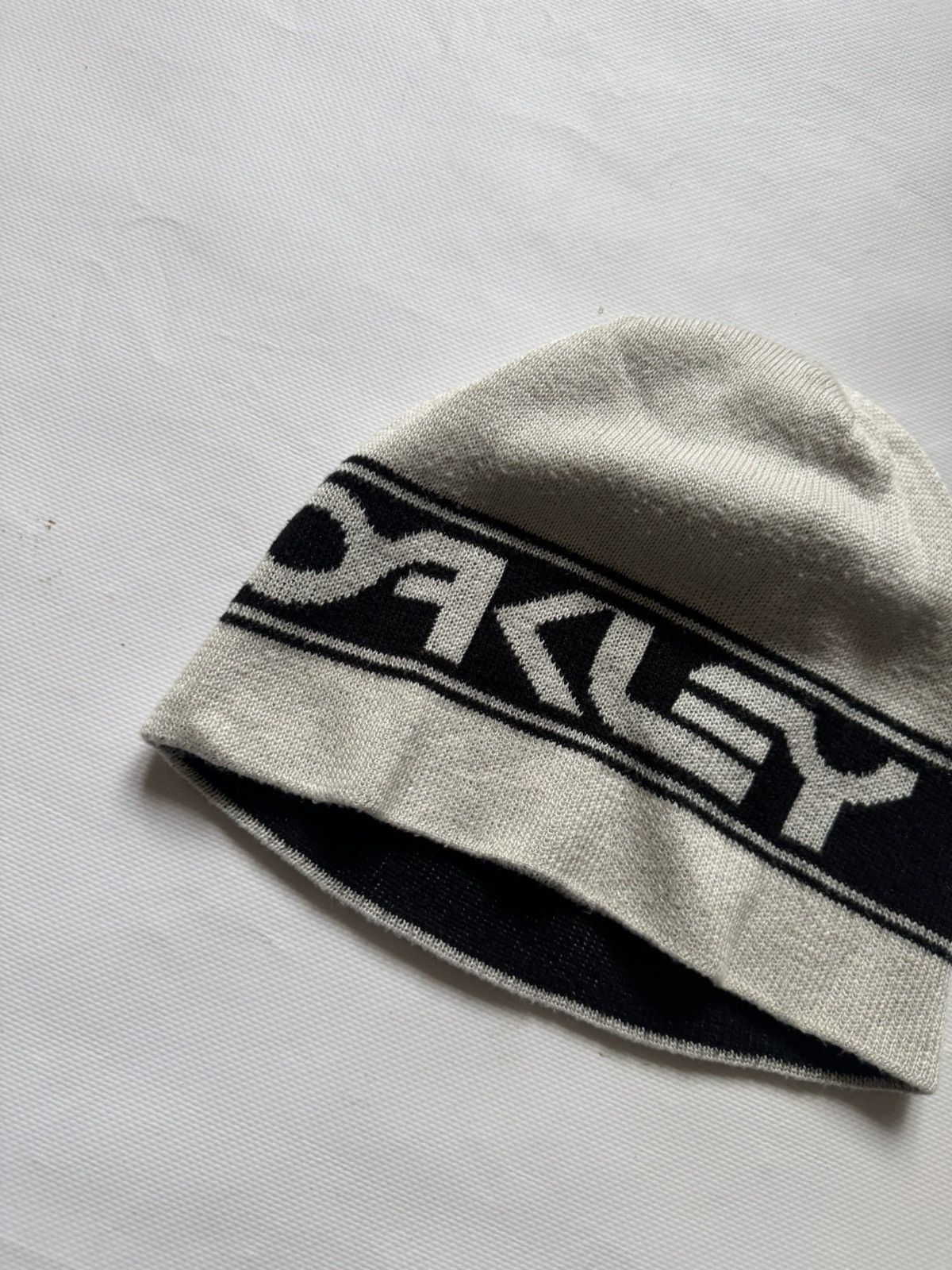 Oakley Vintage Oakley Big Logo Beanie Y2K Cyber Gorpcore REVERSIBLE Size ONE SIZE - 5 Thumbnail