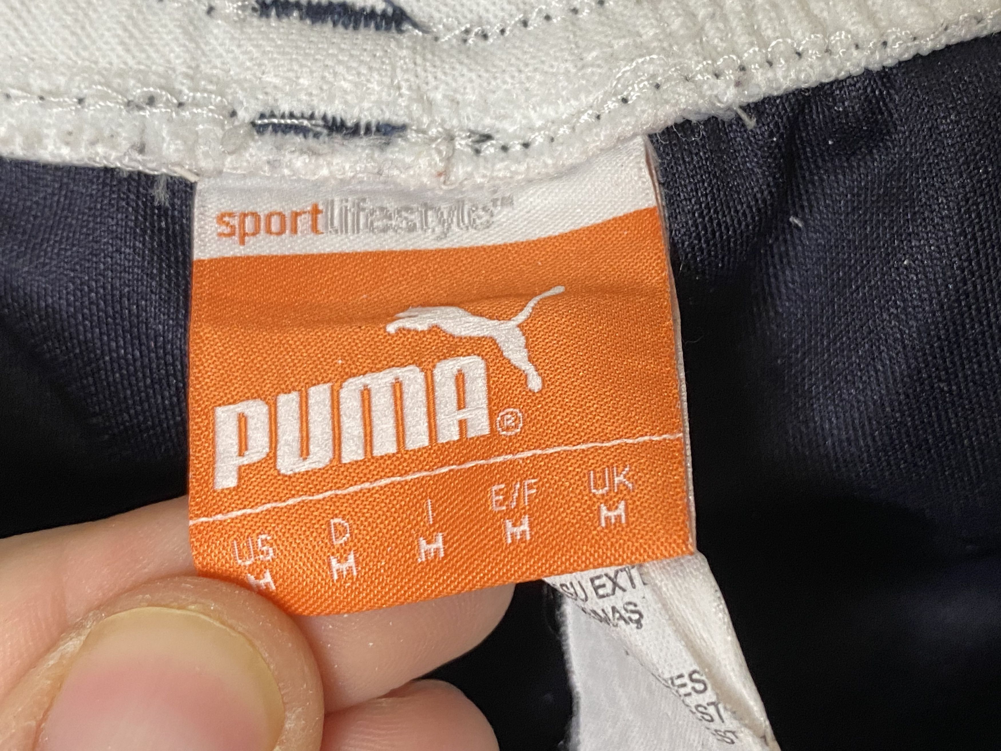 Puma TOTTENHAM HOTSPUR 2010 2011 HOME FOOTBALL SOCCER SHORTS Size US 34 / EU 50 - 6 Thumbnail
