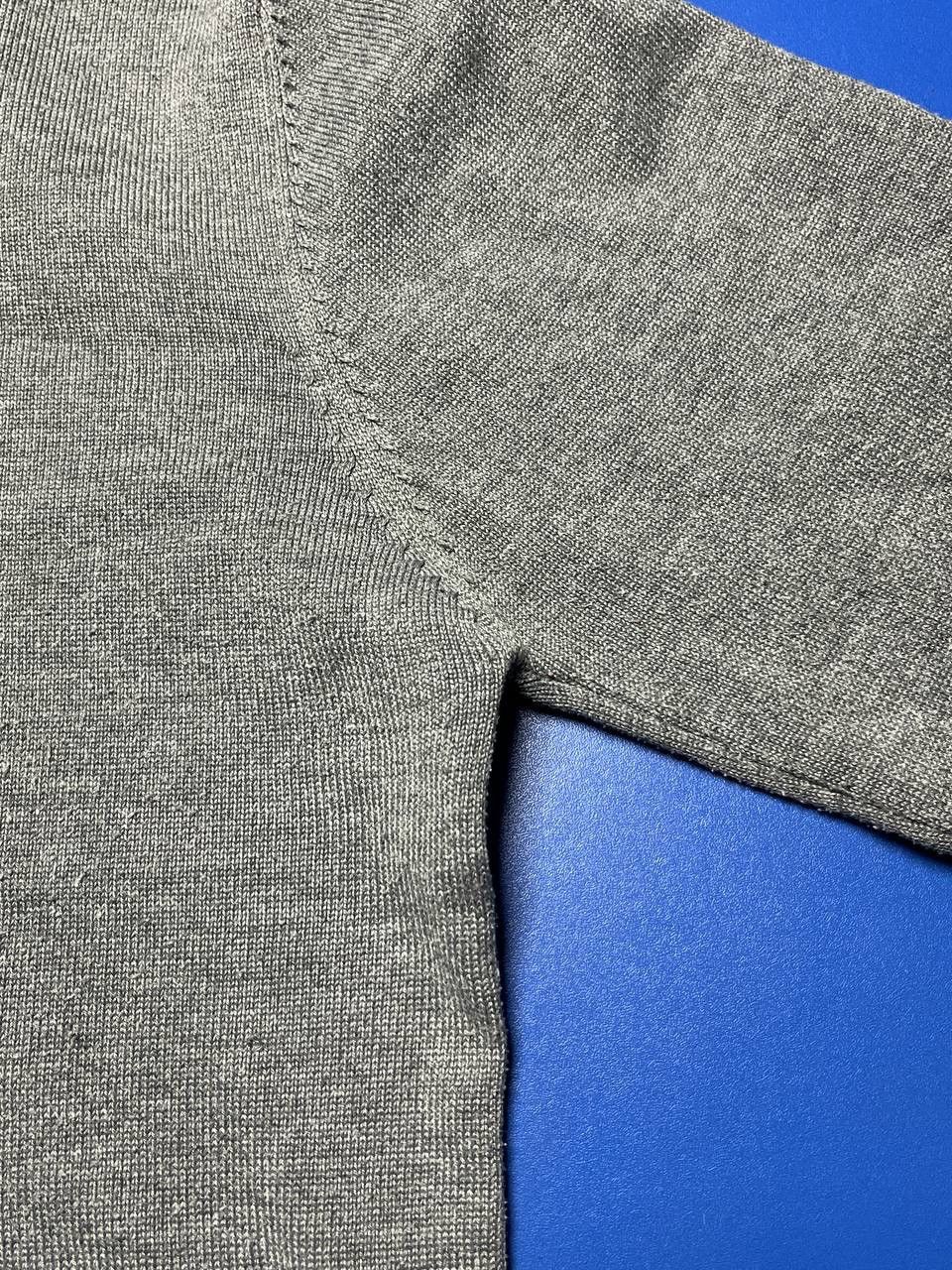 Polo Ralph Lauren Polo Ralph Lauren V-Neck Sweater (Grey) Size US M / EU 48-50 / 2 - 9 Thumbnail
