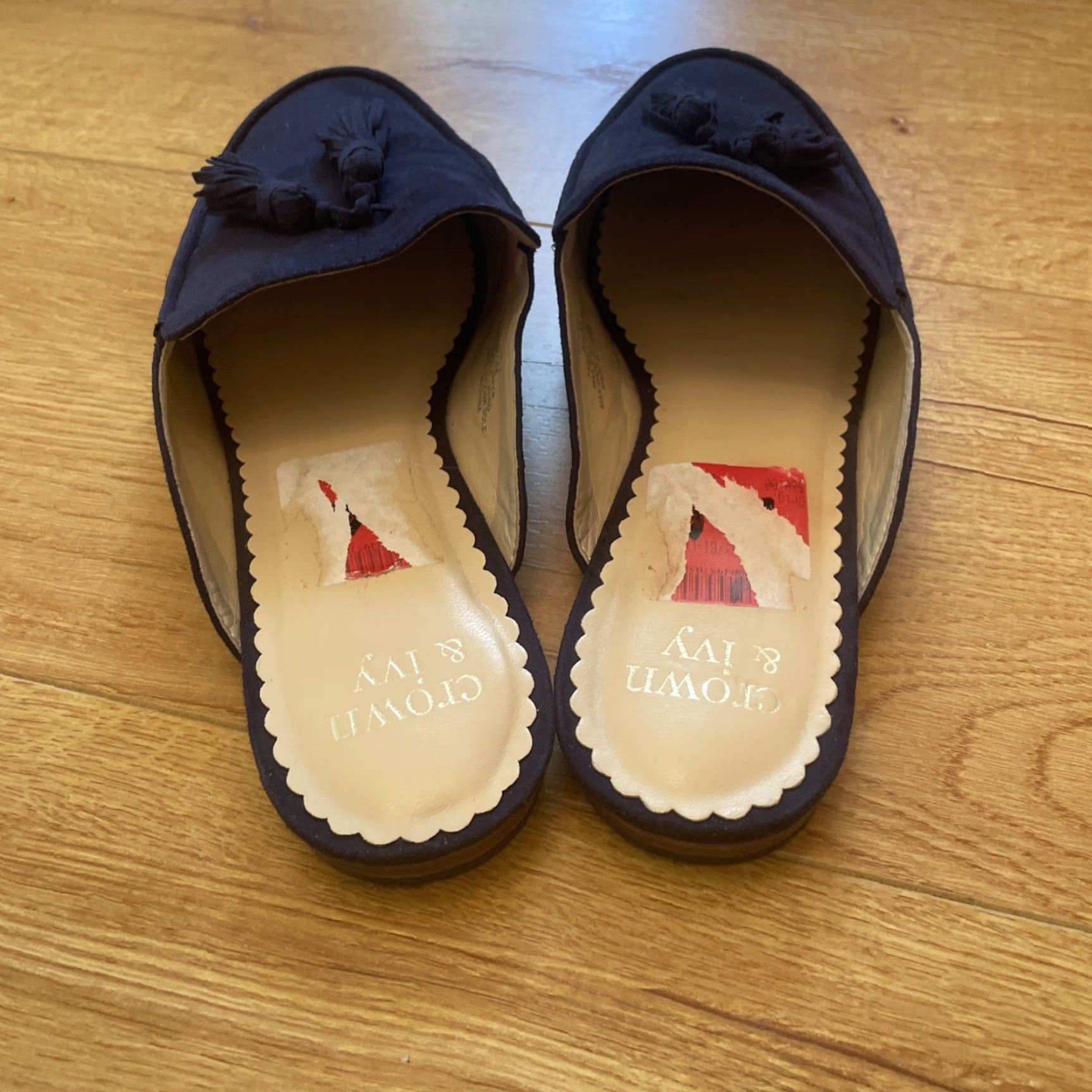 Vintage Crown & Ivy Suede Slip On Mule 8M Blue Suede Velvet Tassel Career Preppy Women Flat Slip-On M Pointed Toe Casual Vintage: No Size US 8 / IT 38 - 7 Thumbnail