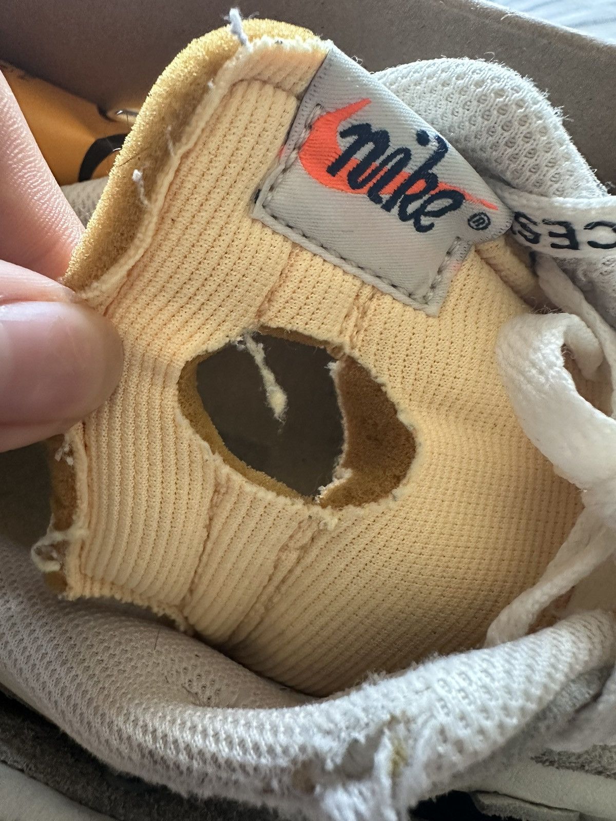 Nike × Off-White Nike Off White Dunk Low 'lot 17' Size US 10.5 / EU 43-44 - 10 Thumbnail