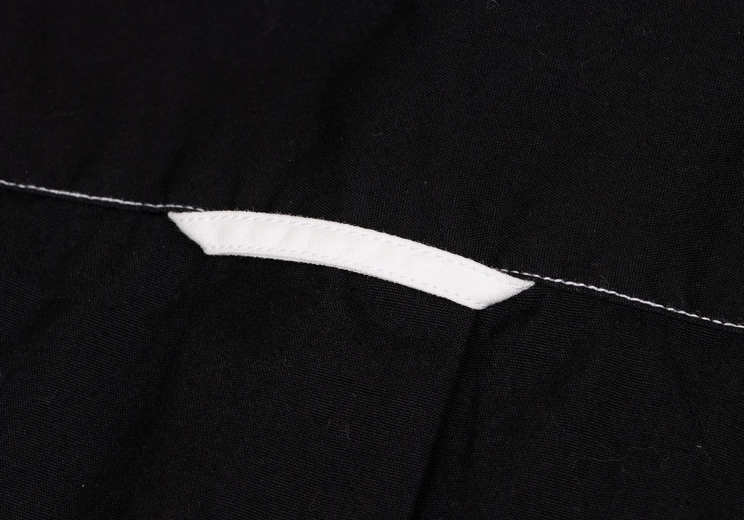 Ganryu Bicolor Short Sleeve Shirt in Black and White, Size M Size US M / EU 48-50 / 2 - 12 Thumbnail