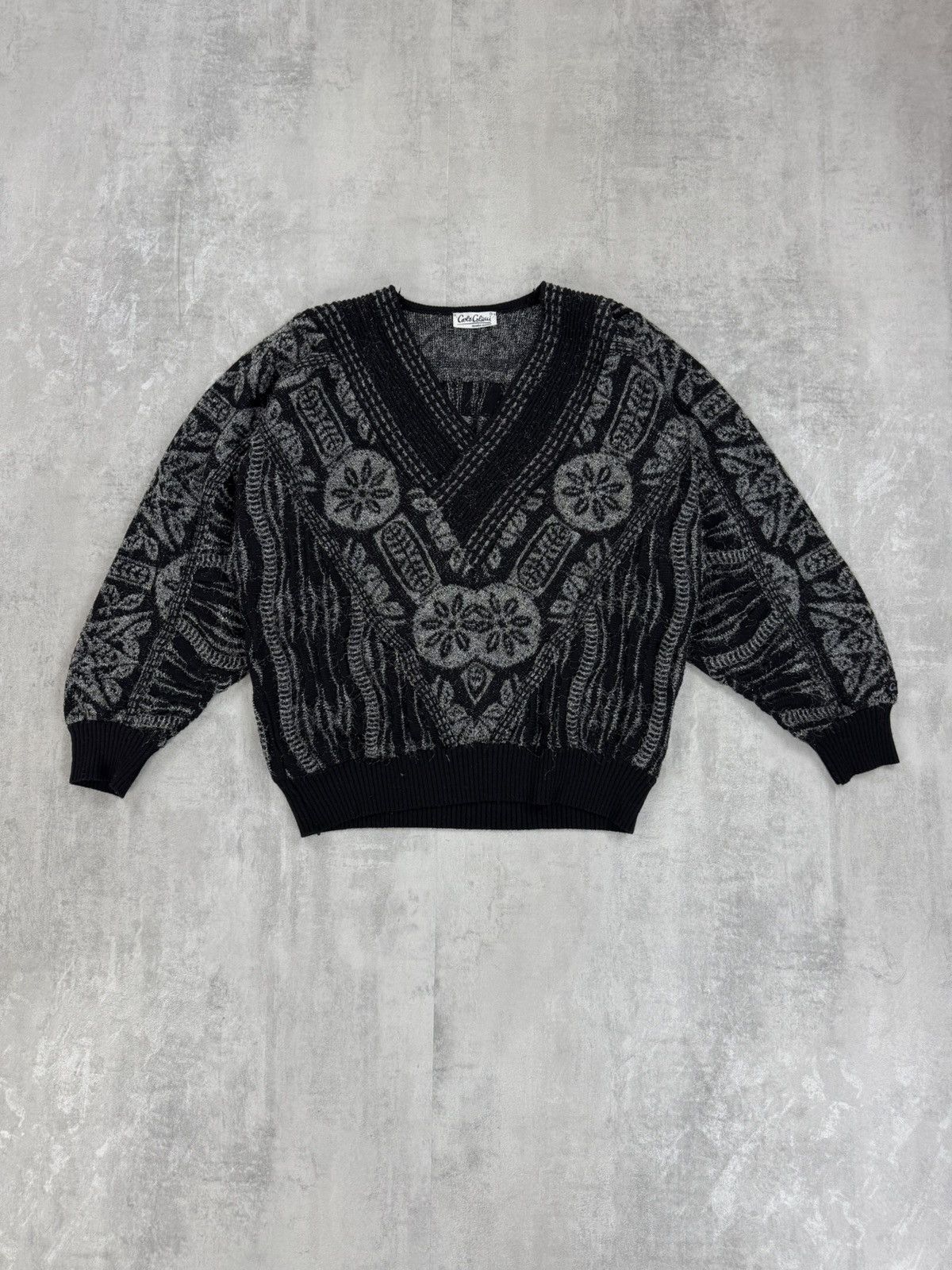 Carlo Colucci × Vintage Carlo Colucci Vintage Floral Sweater V-neck coogi style Size L / US 10 / IT 46 - 2 Thumbnail
