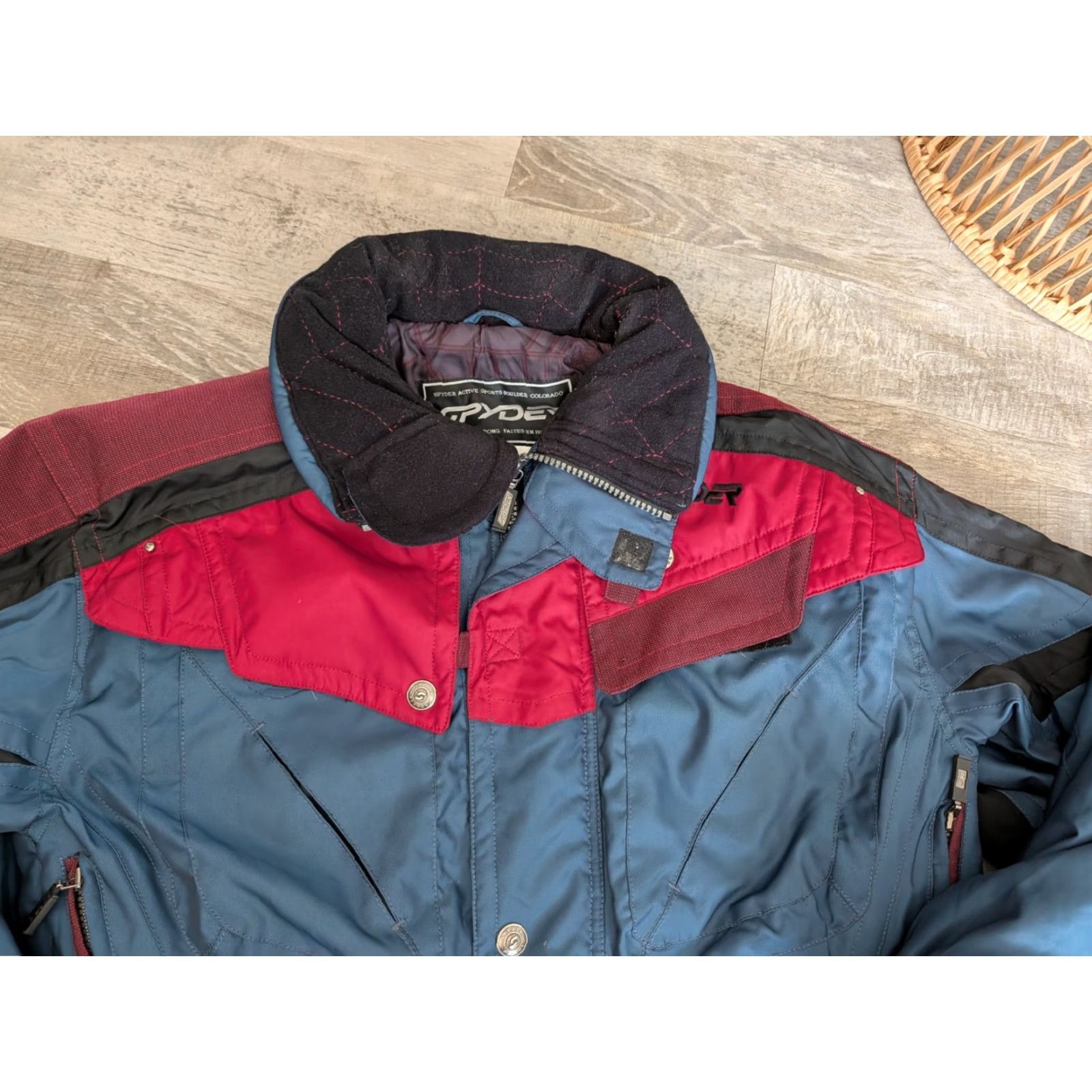 Spyder VINTAGE Spyder Thinsulate Waterproof Jacket Mens M Ski Coat Hooded Blue Red Design Logo Pockets 90s Retro Winter Zip Full Zip Size US M / EU 48-50 / 2 - 4 Thumbnail