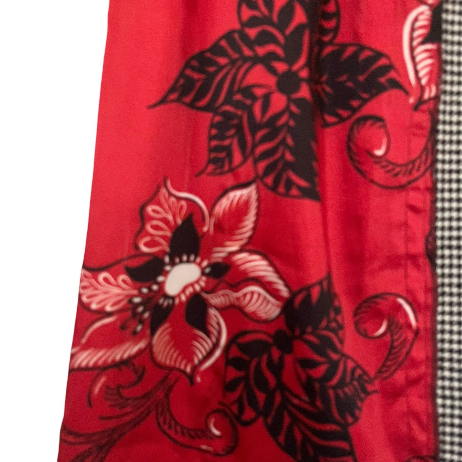 Hache Hache Mixed Media Split Houndstooth Red Floral A-Line Skirt Size 28" / US 6 / IT 42 - 6 Thumbnail