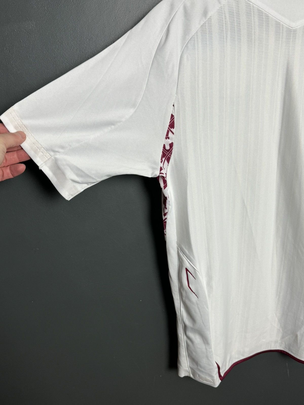 Umbro West Ham United 07/08 Away Football Jersey Size US L / EU 52-54 / 3 - 5 Thumbnail