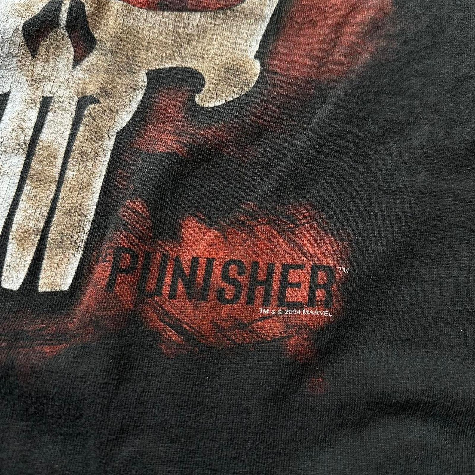 Marvel Comics × Vintage Vintage 00s Faded Thrashed Punisher Marvel Skull Graphic Tee Size US L / EU 52-54 / 3 - 3 Thumbnail