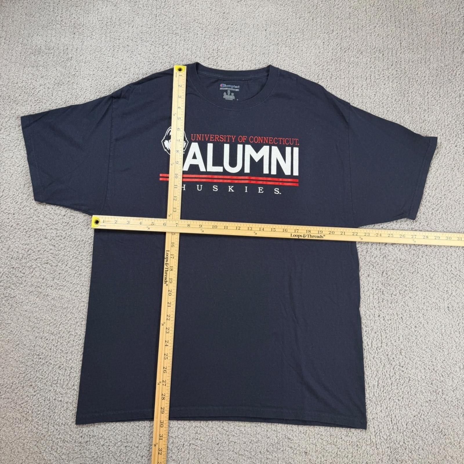Champion Champion UConn Huskies Alumni T-Shirt Mens XL Navy Blue Size US XL / EU 56 / 4 - 2 Thumbnail