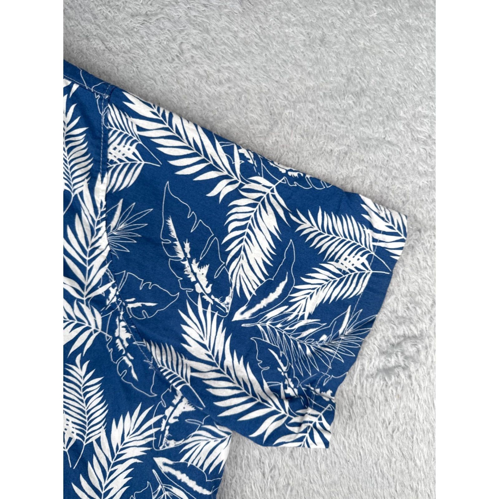 Vintage Coofandy Shirt Men 3XL Blue White Palm Leaf Print 100% Cotton Hawaiian Button-Up Casual Formal Size US XXL / EU 58 / 5 - 2 Thumbnail