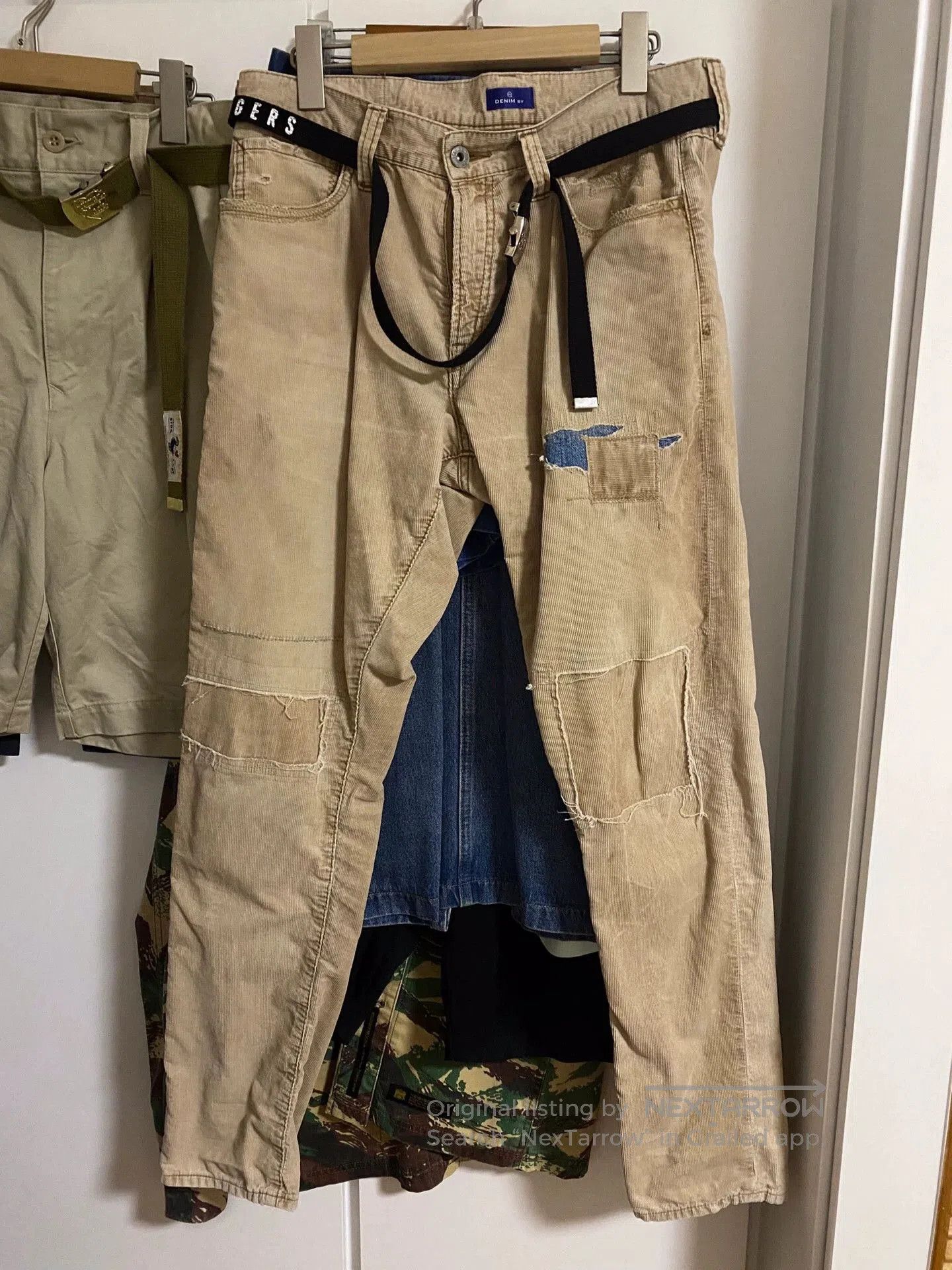 Vanquish light khaki corduroy casual pants. Size US 30 / EU 46 - 1 Thumbnail