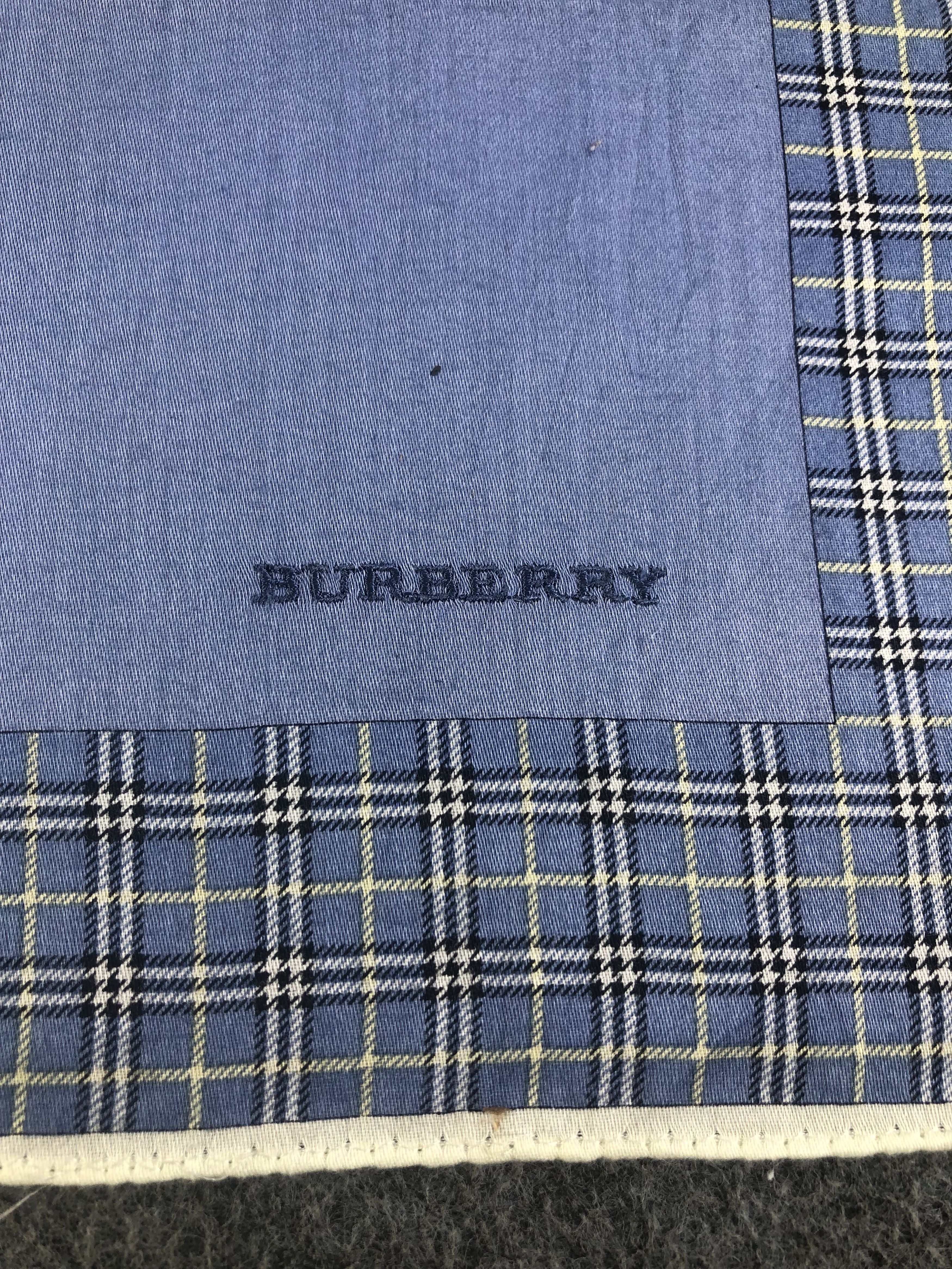 Burberry Burberry Handkerchief / Bandana / Neckerchief Size ONE SIZE - 5 Thumbnail