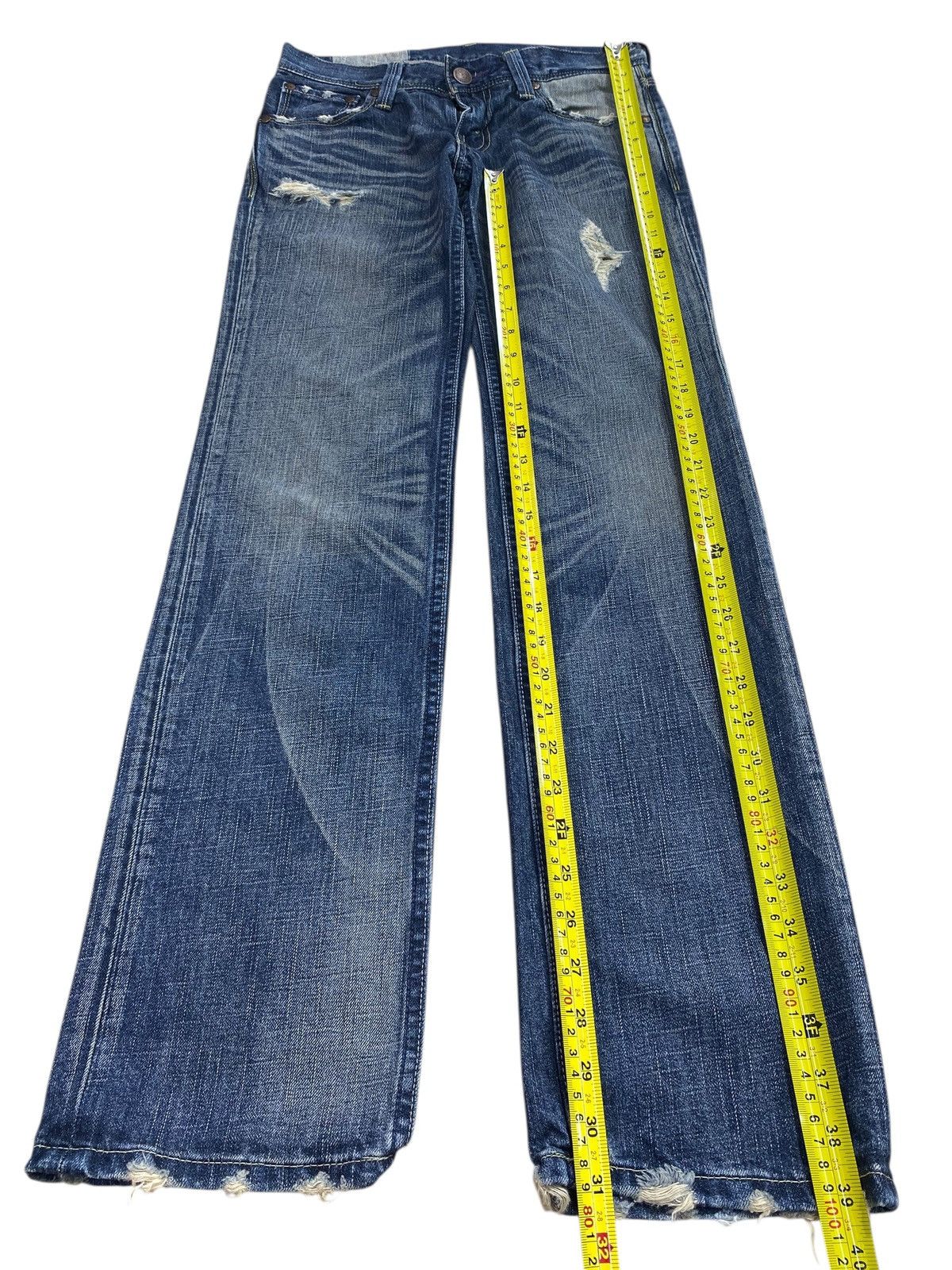 Levi's Vintage Levi’s Faded Blue Wash Style Ripped Jeans Size US 28 / EU 44 - 7 Thumbnail