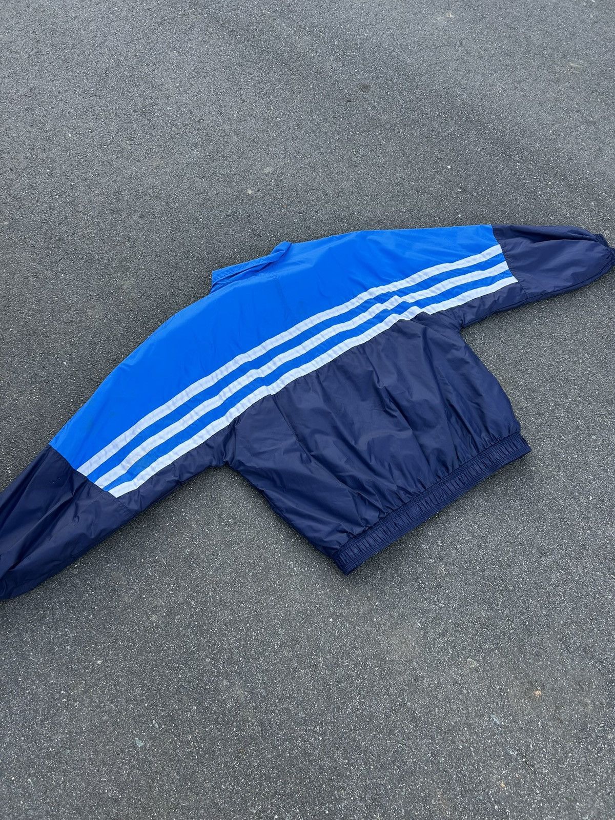 Adidas × Vintage Vintage 90s ADIDAS Striped Blue Windbreaker Zip Up Jacket Size US XL / EU 56 / 4 - 4 Thumbnail