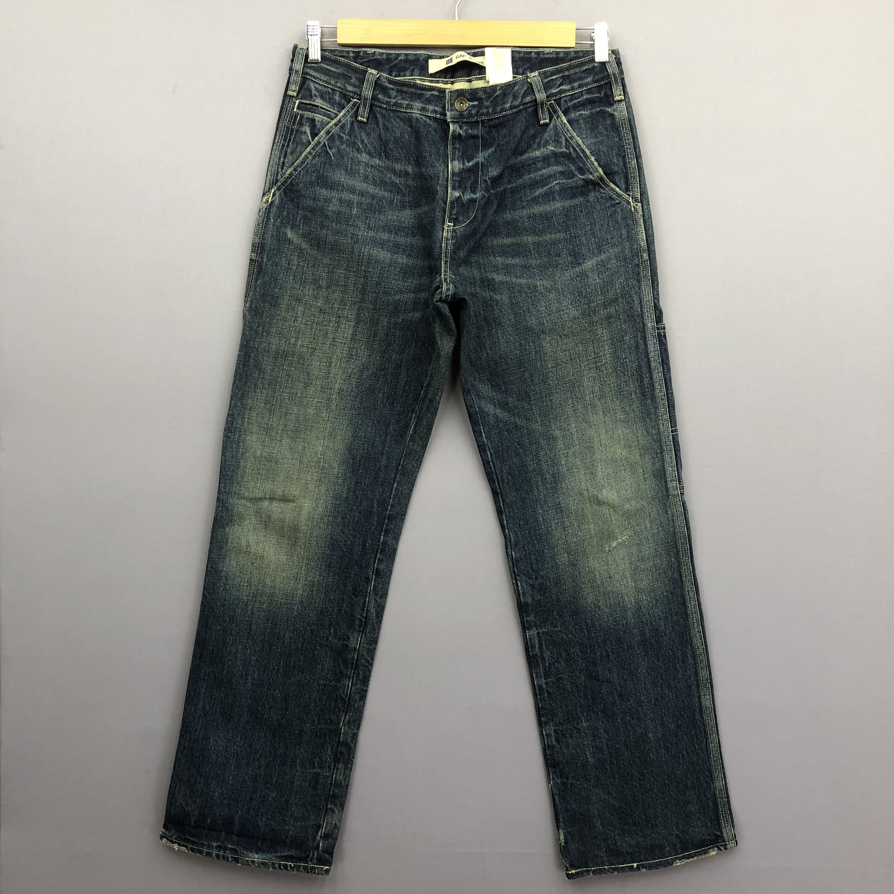 Japanese Brand Crazy Vintage 90s Gap Baggy Jeans Skater Buckle Faded Denim Size US 34 / EU 50 - 1 Thumbnail